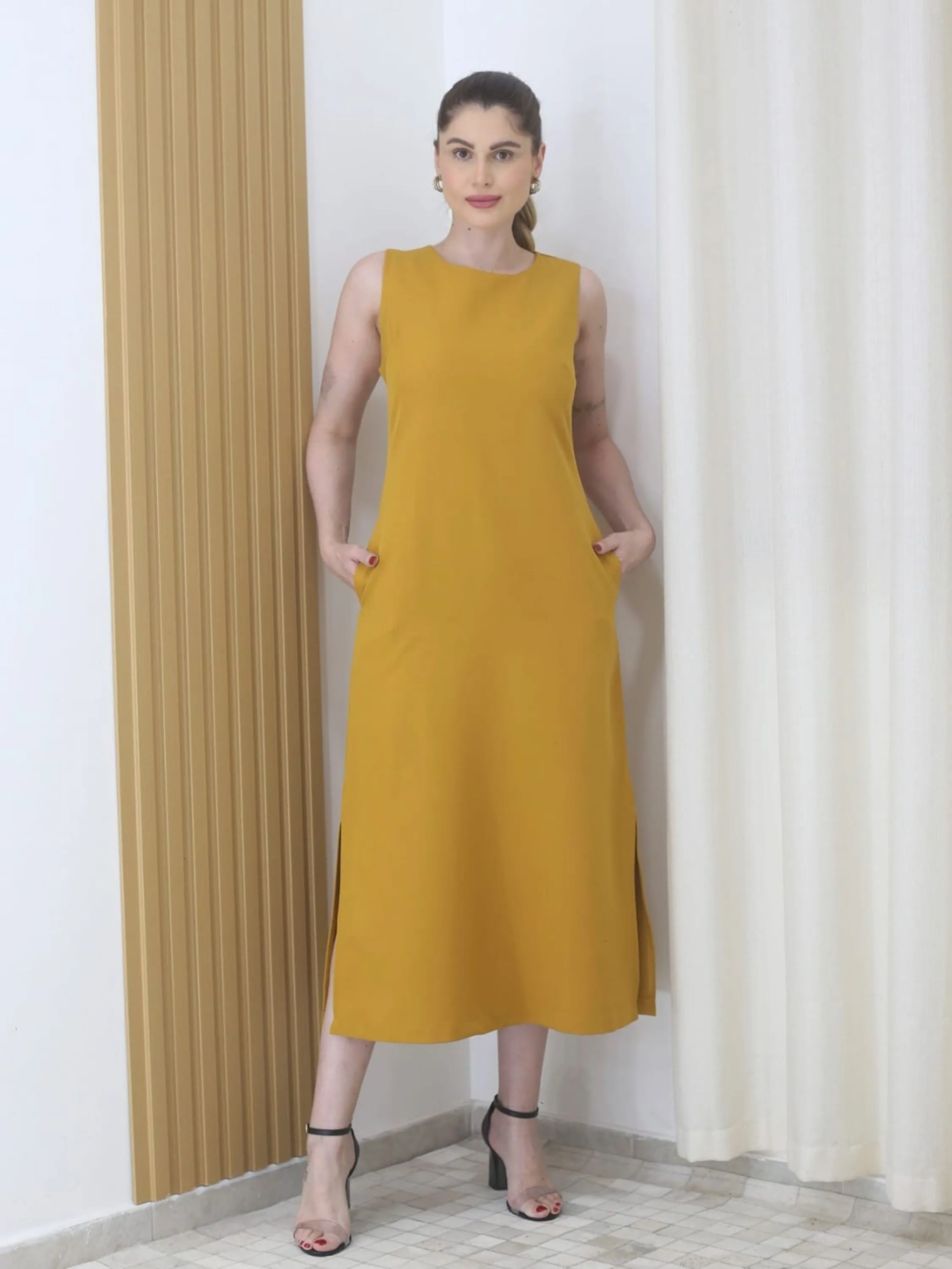 Vestido regata Midi alfaiataria