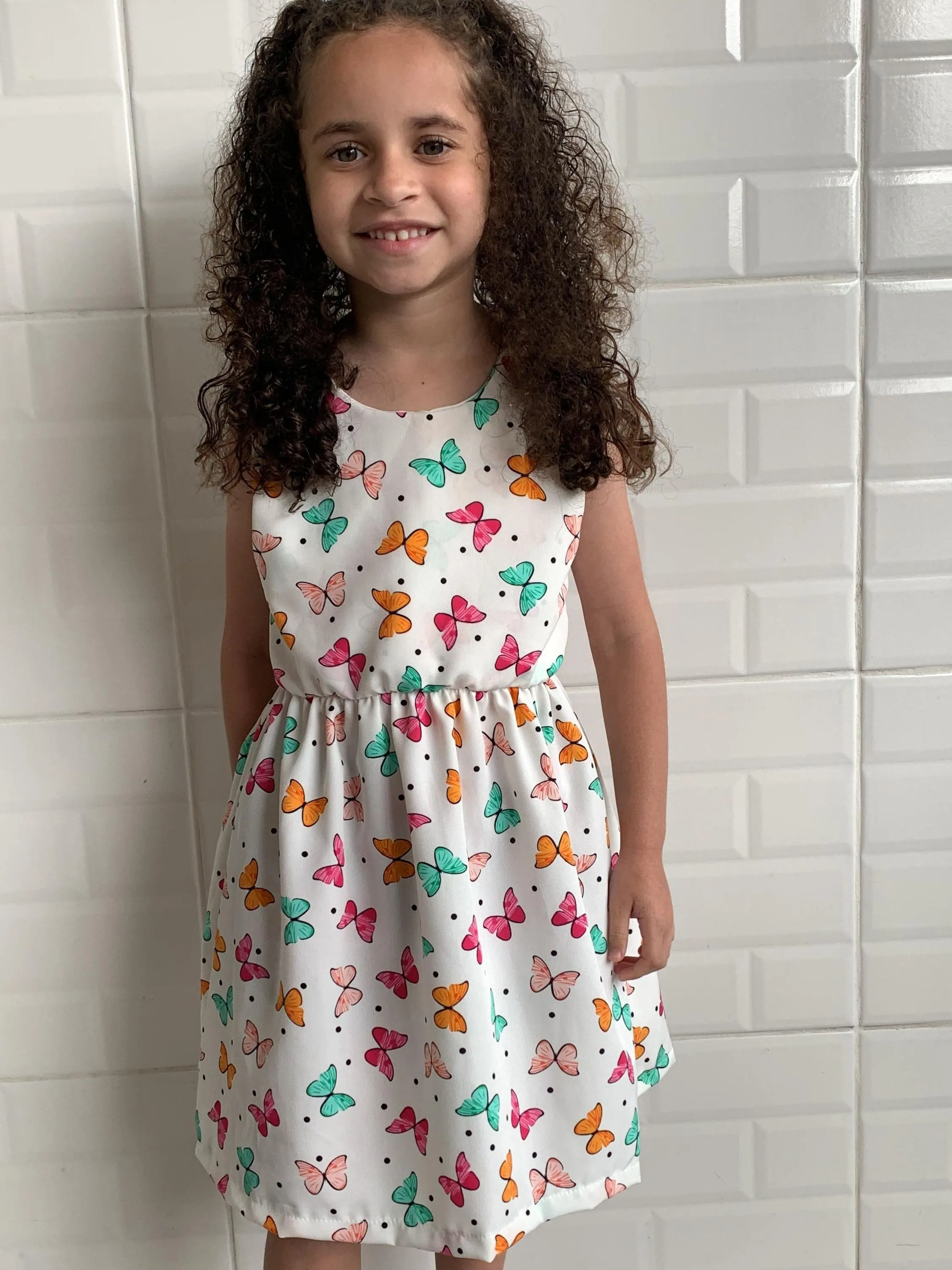 Vestido Infantil com laço nas costas