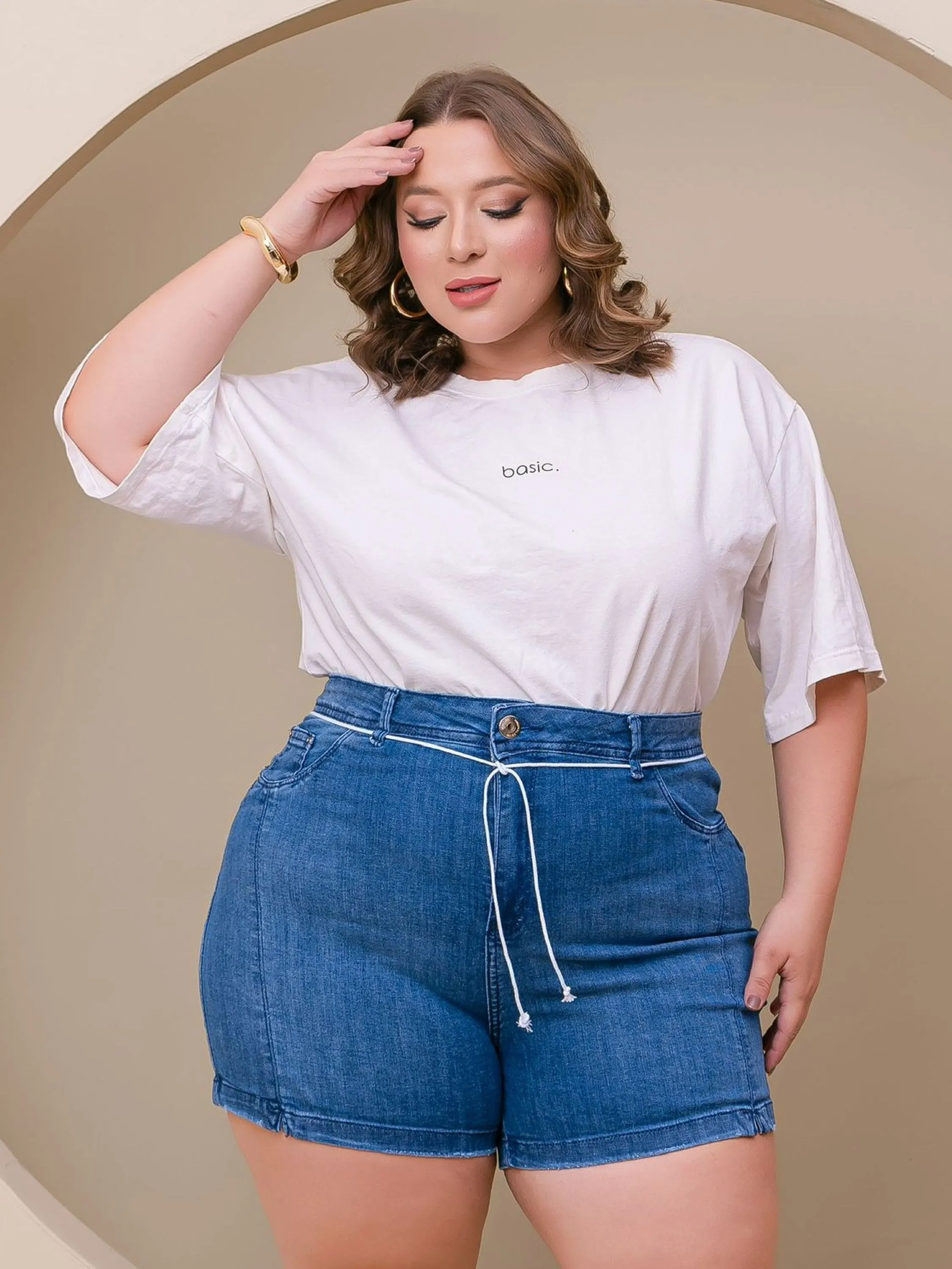 SHORT JEANS PLUS SIZE LYCRA COM CINTO