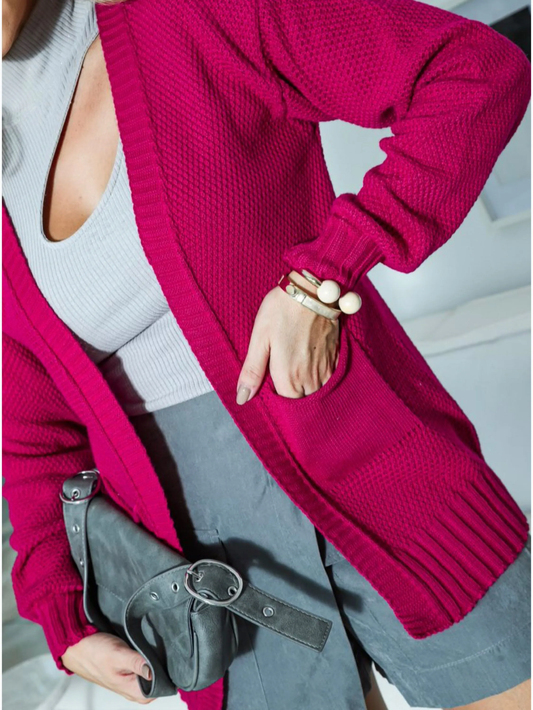 Cardigan de tricot com bolso