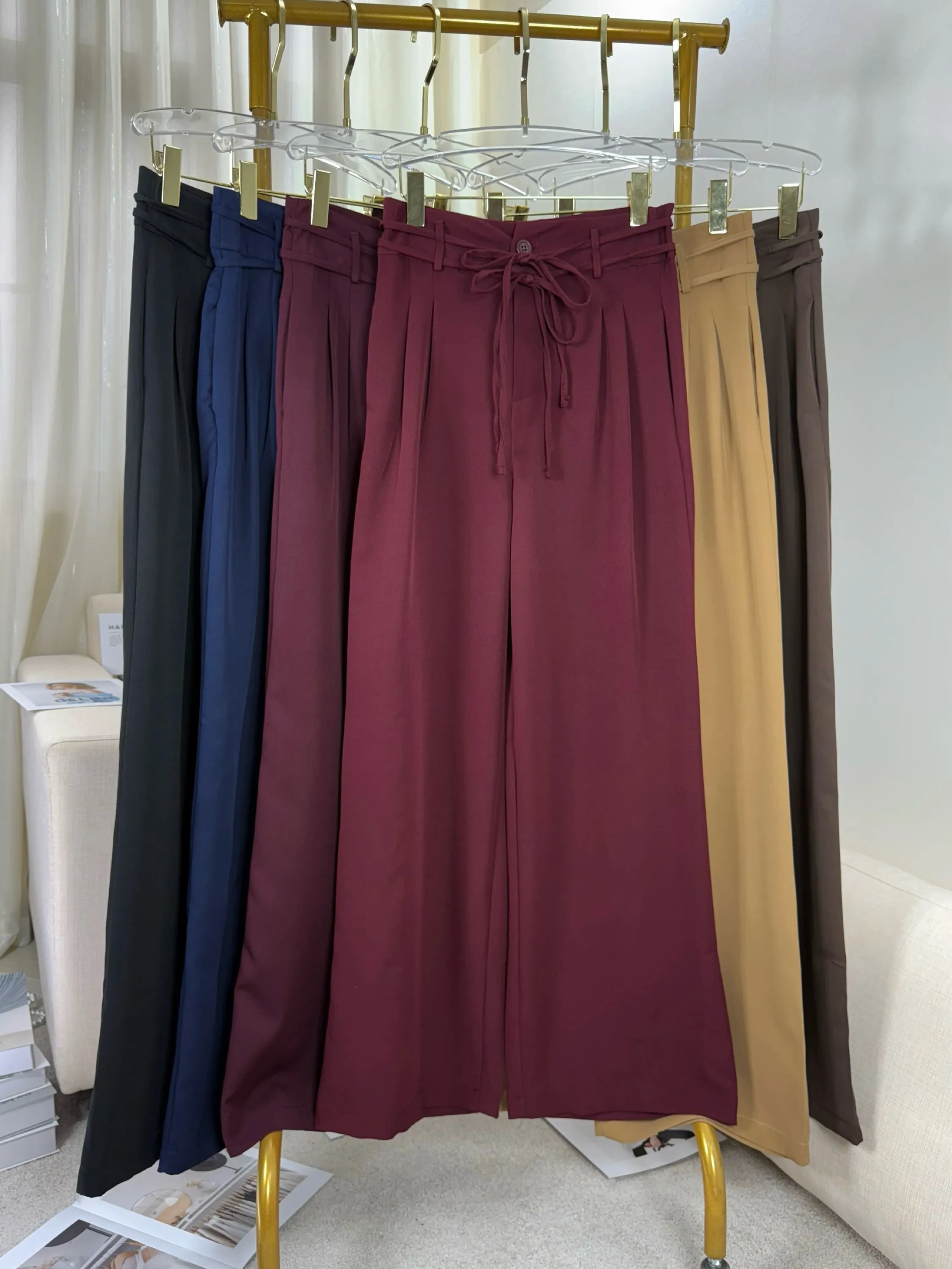 Fancy Modas calça alfaiataria