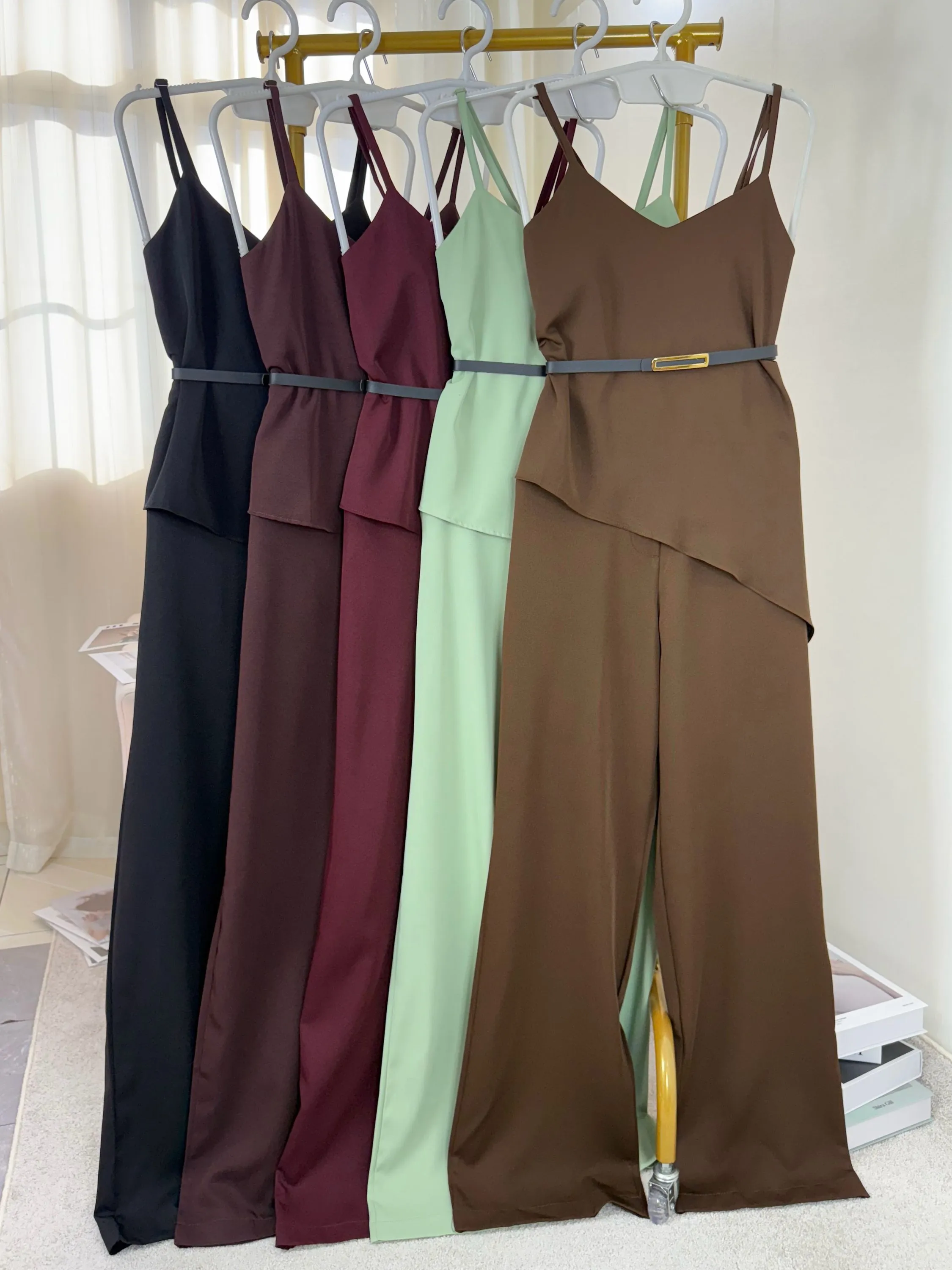 Fancy Modas conjunto blusa e calça com cinto