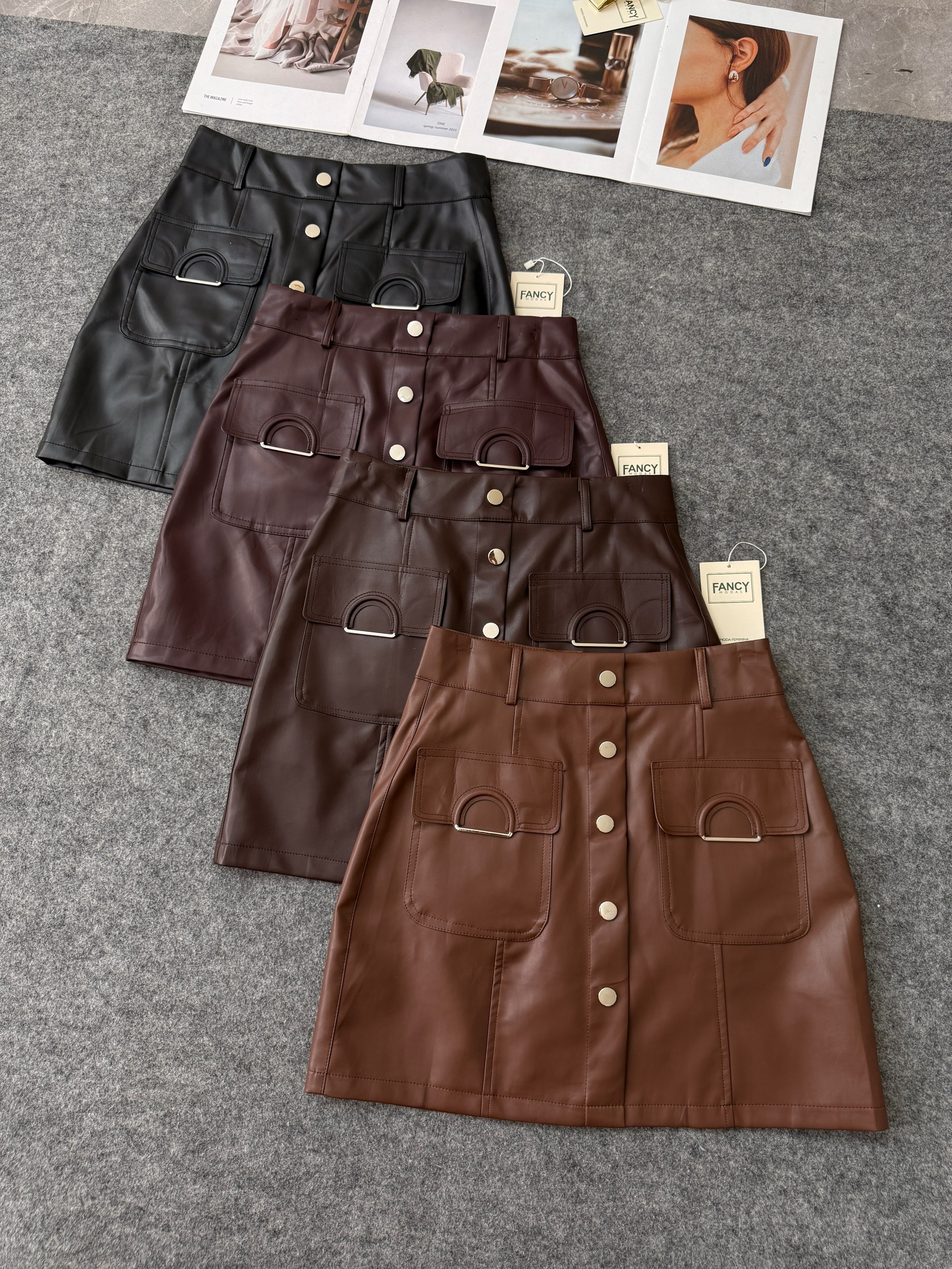 Fancy Modas saia couro