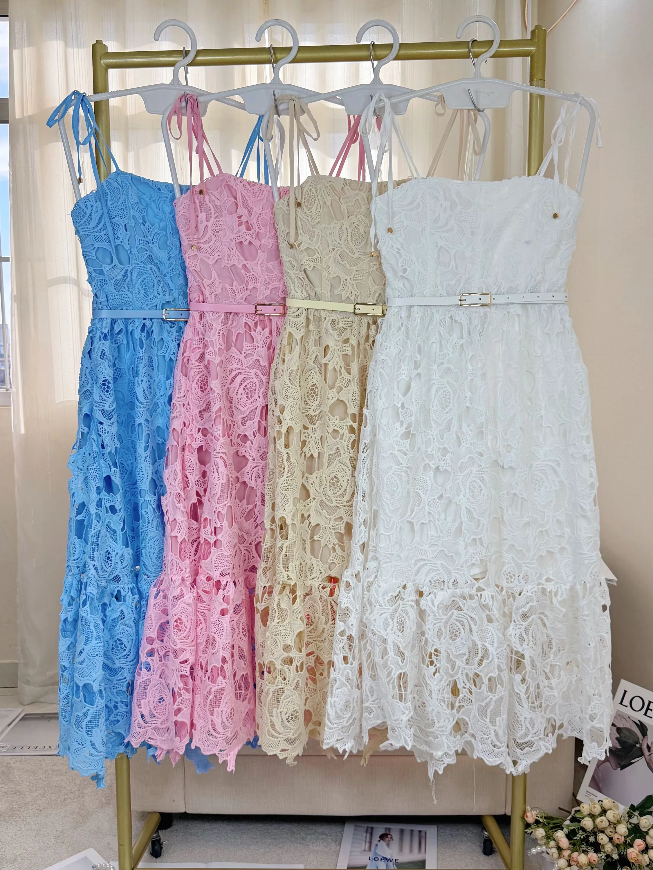 Fancy Modas vestido renda guipir com cinto