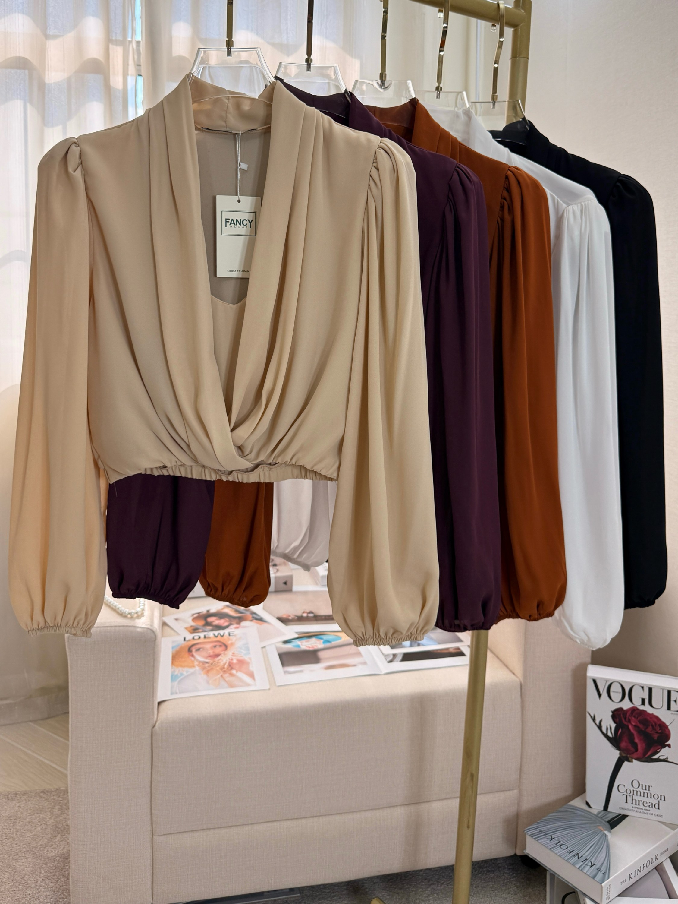 Fancy Modas manga longa decote