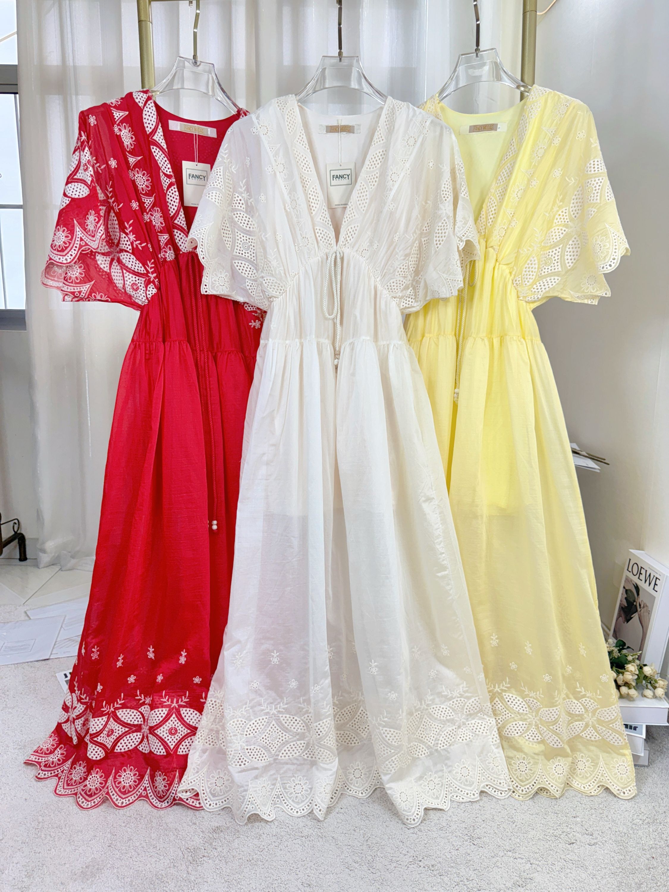 Fancy Modas vestido bordado lindo