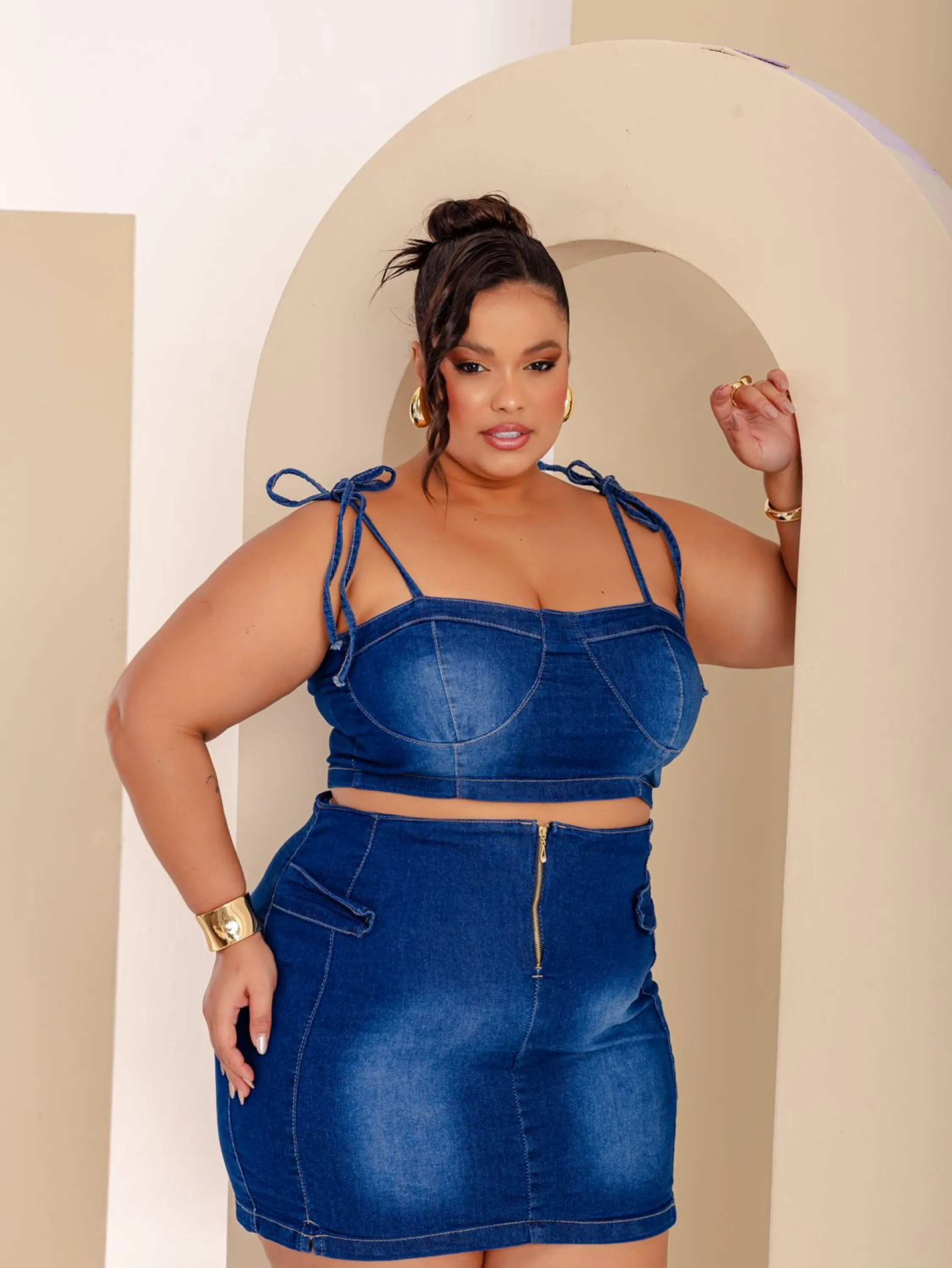 Conjunto Plus size (cropped + saia) com Lycra