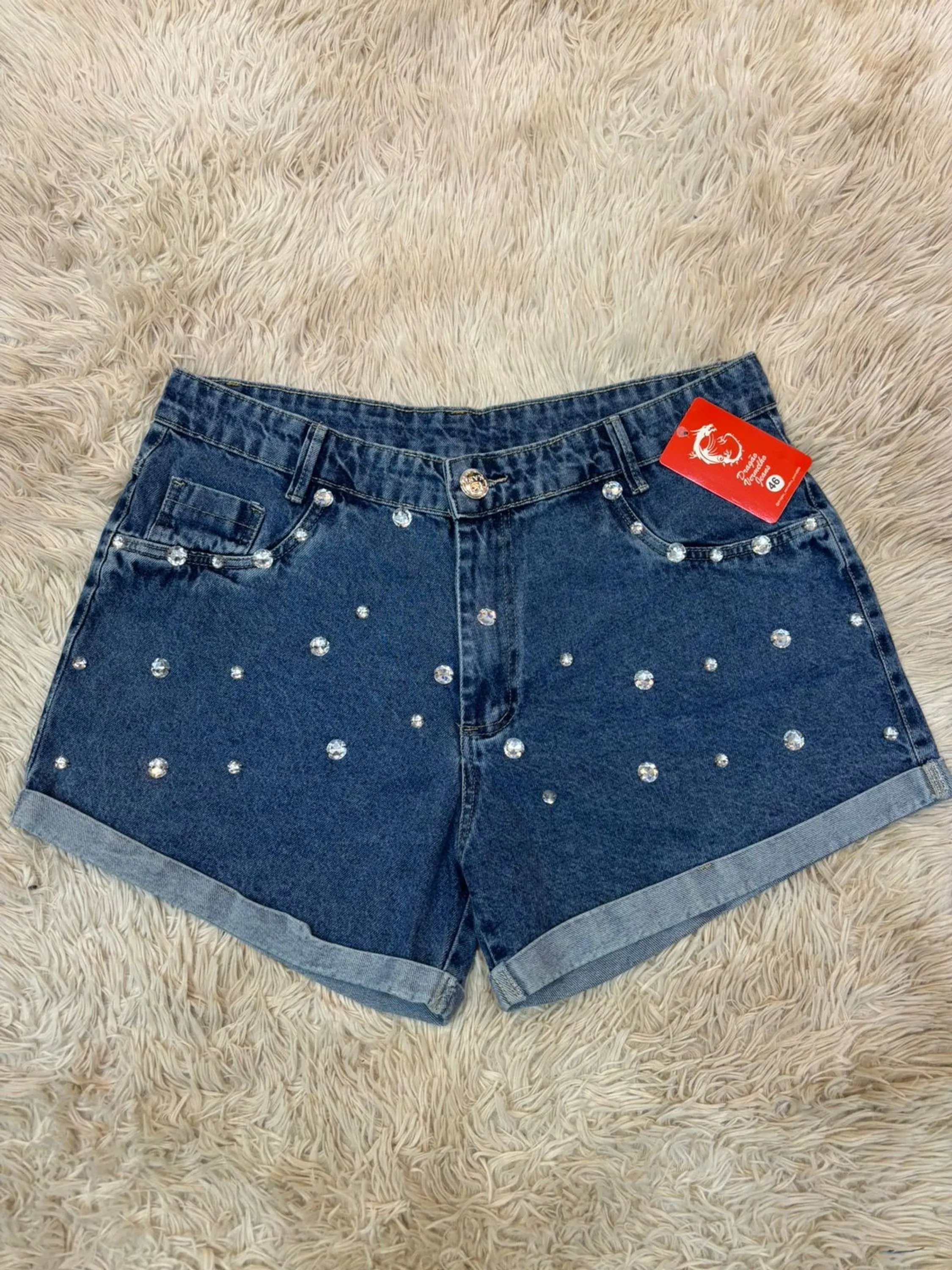 Shorts jeans plus size com pedra feminina