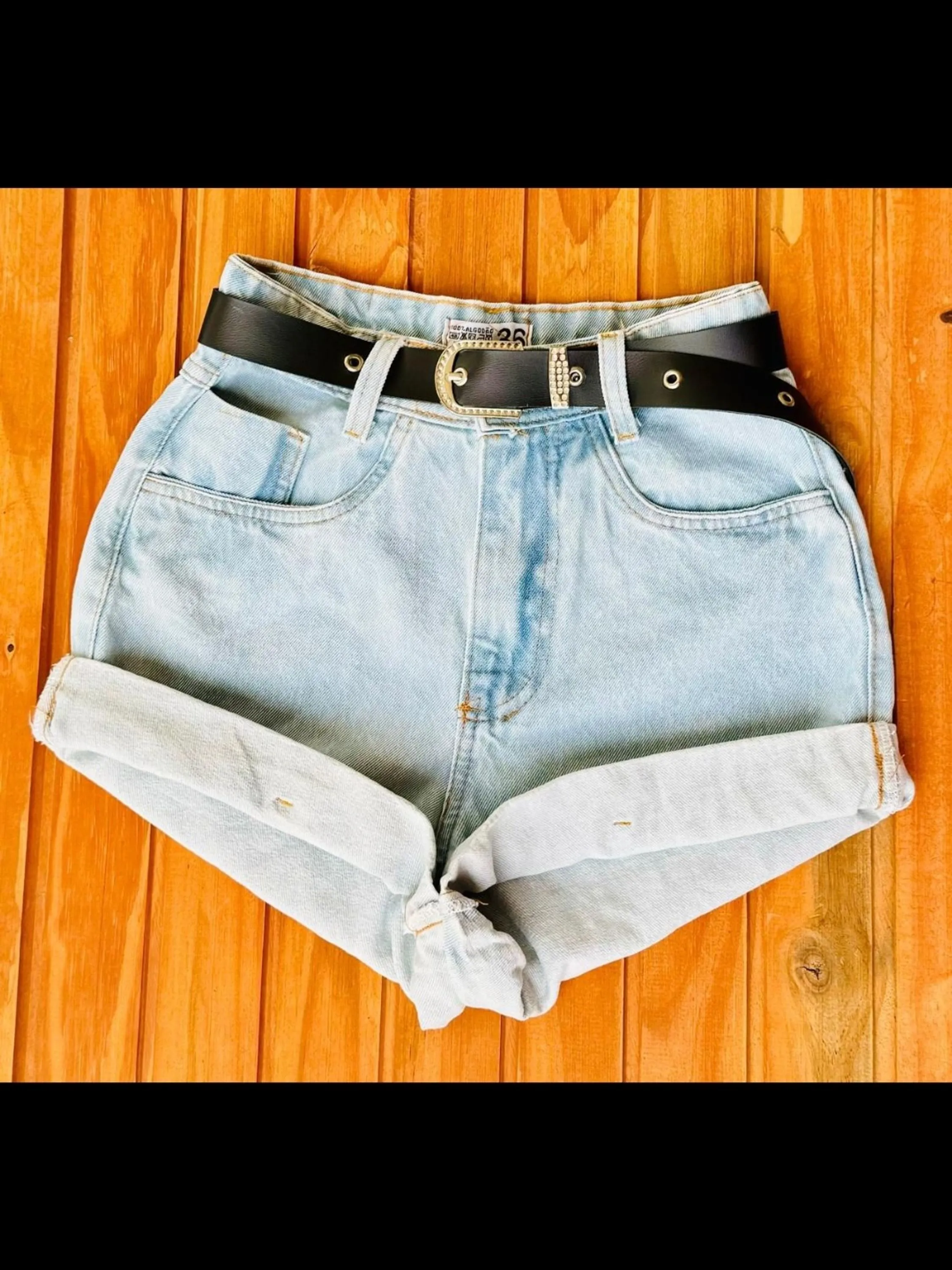 Shorts jeans com cinto feminina