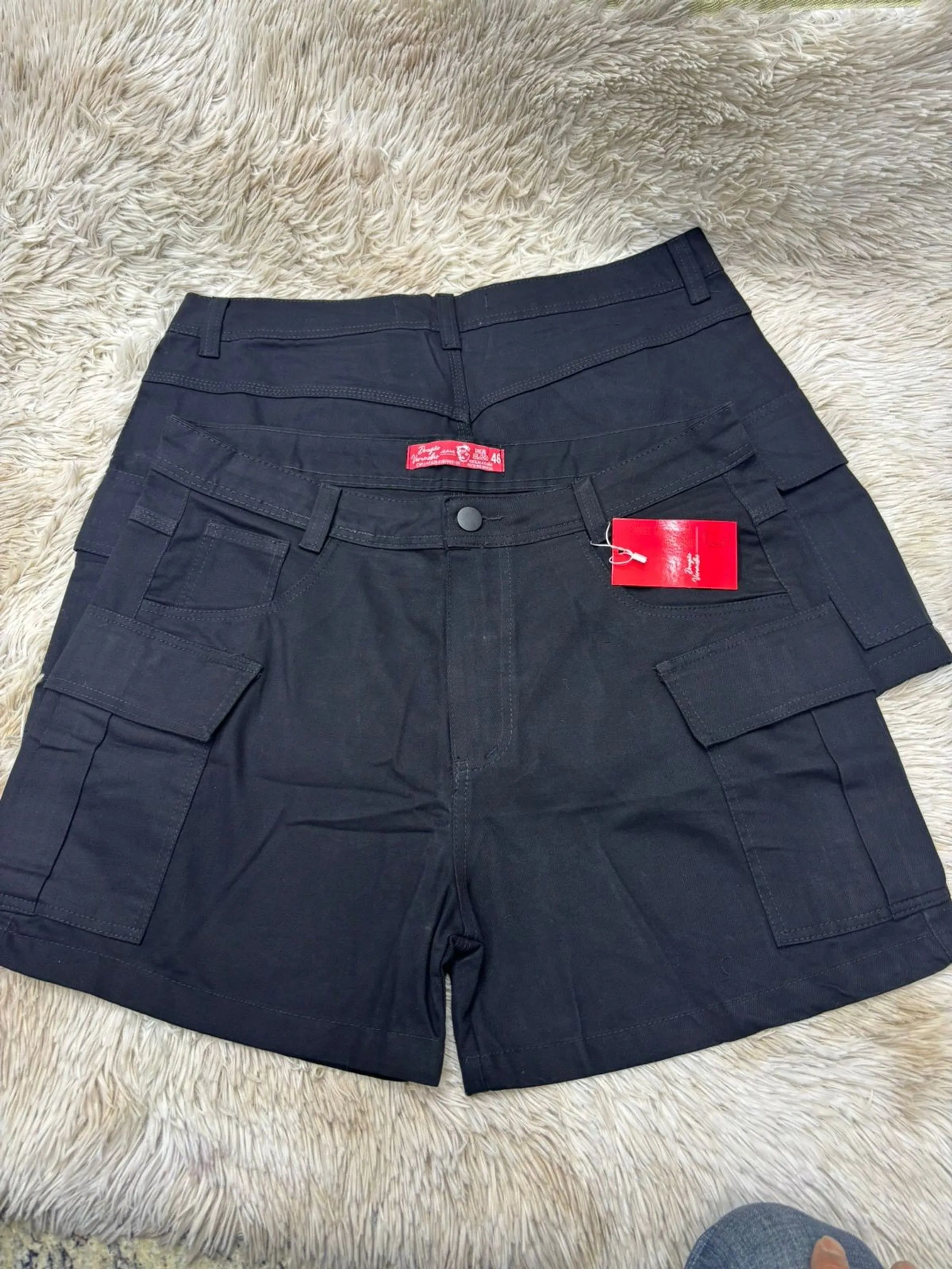 Short jeans plus size cargo feminina