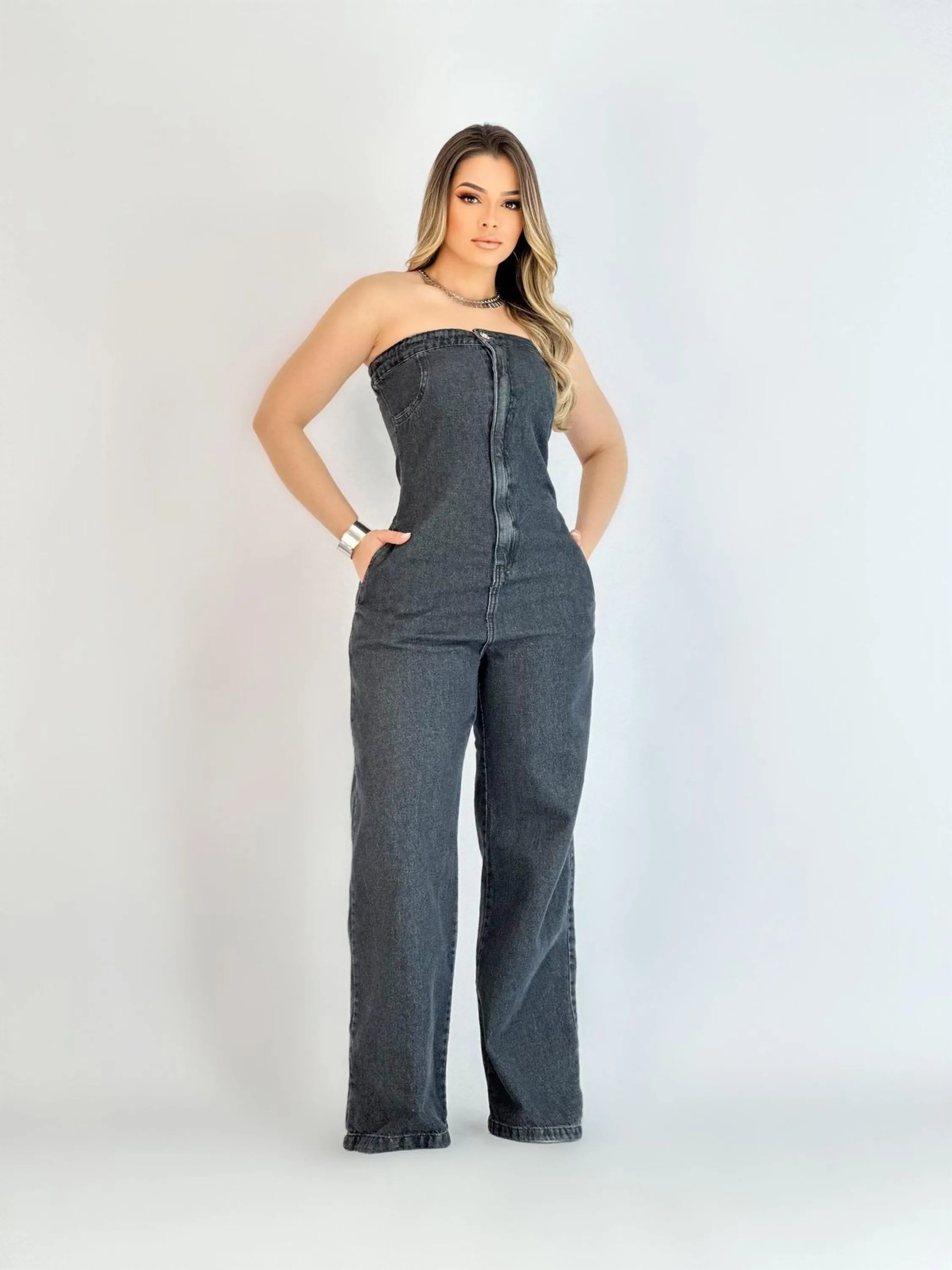 Macacão jeans feminina