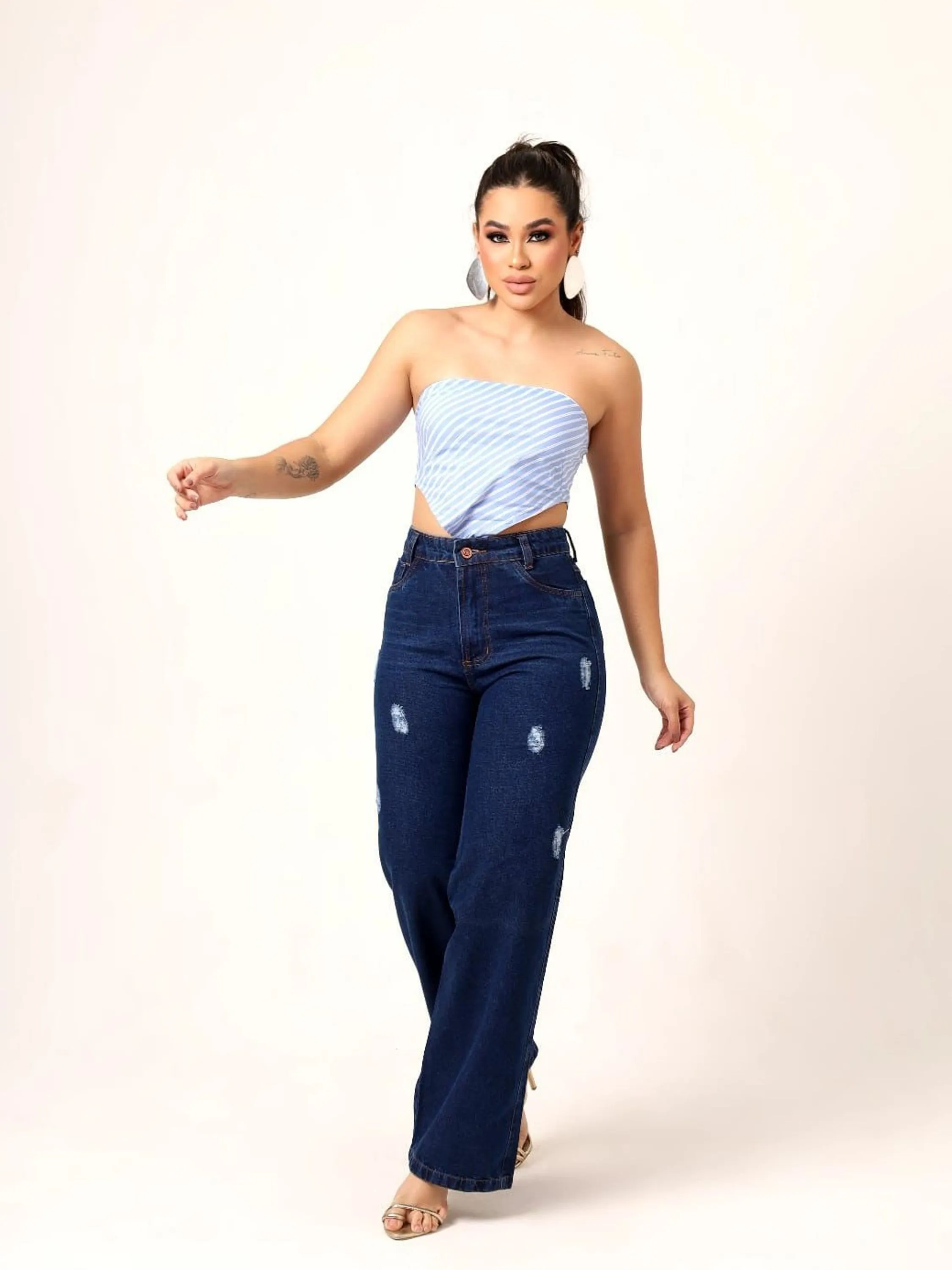 Calça jeans wide leg feminina