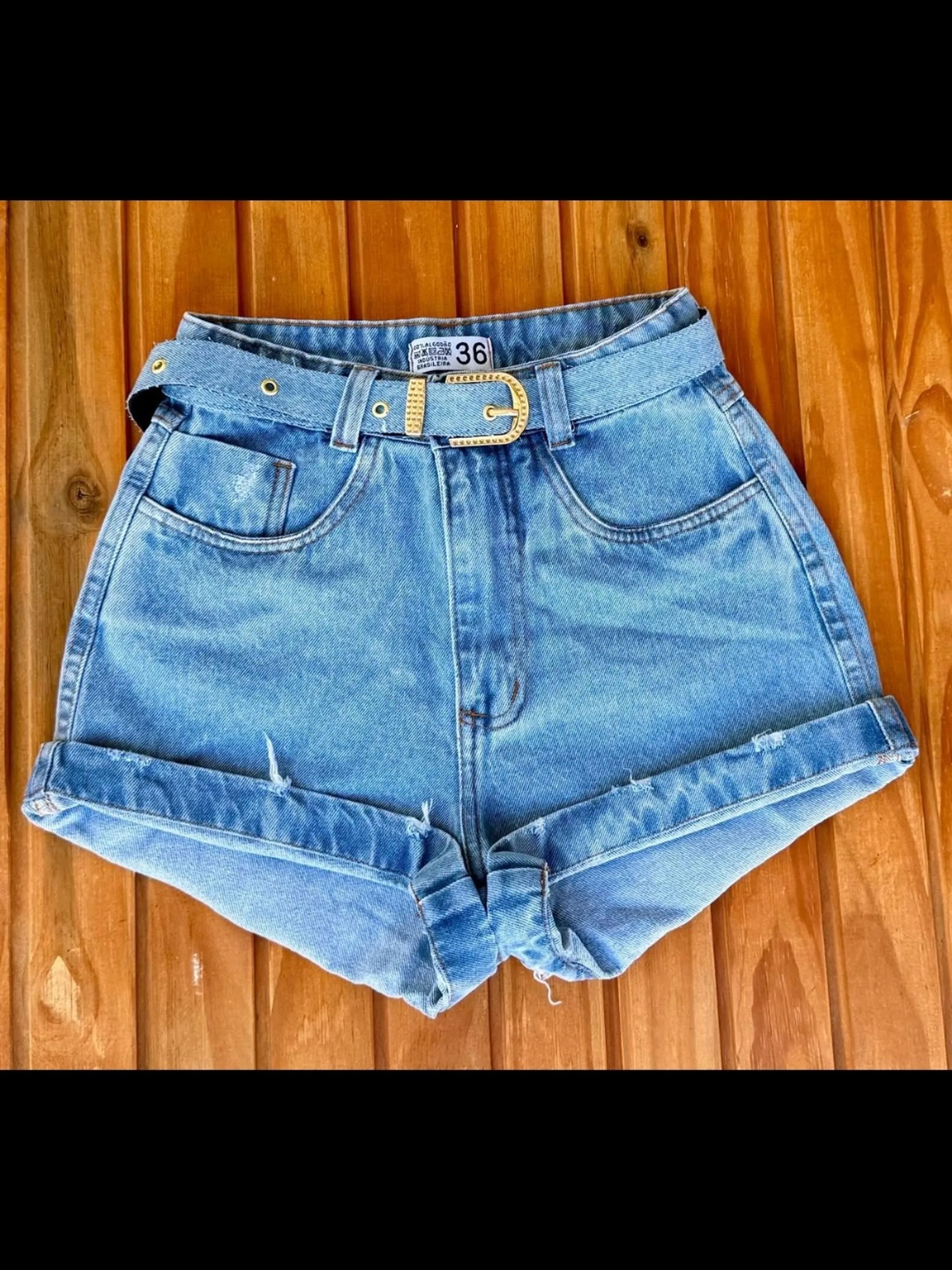 Shorts jeans com cinto feminina