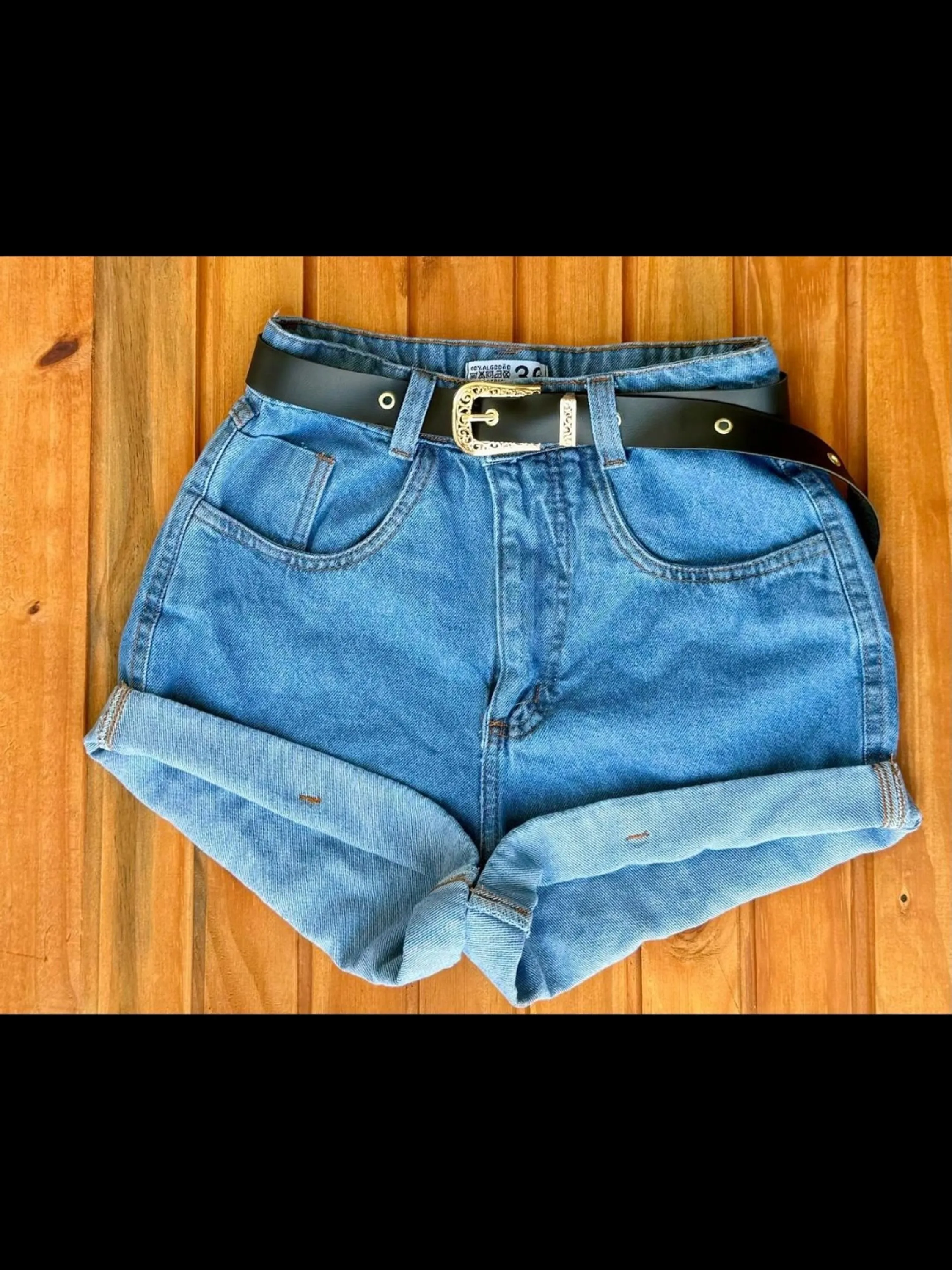 Shorts jeans com cinto feminina