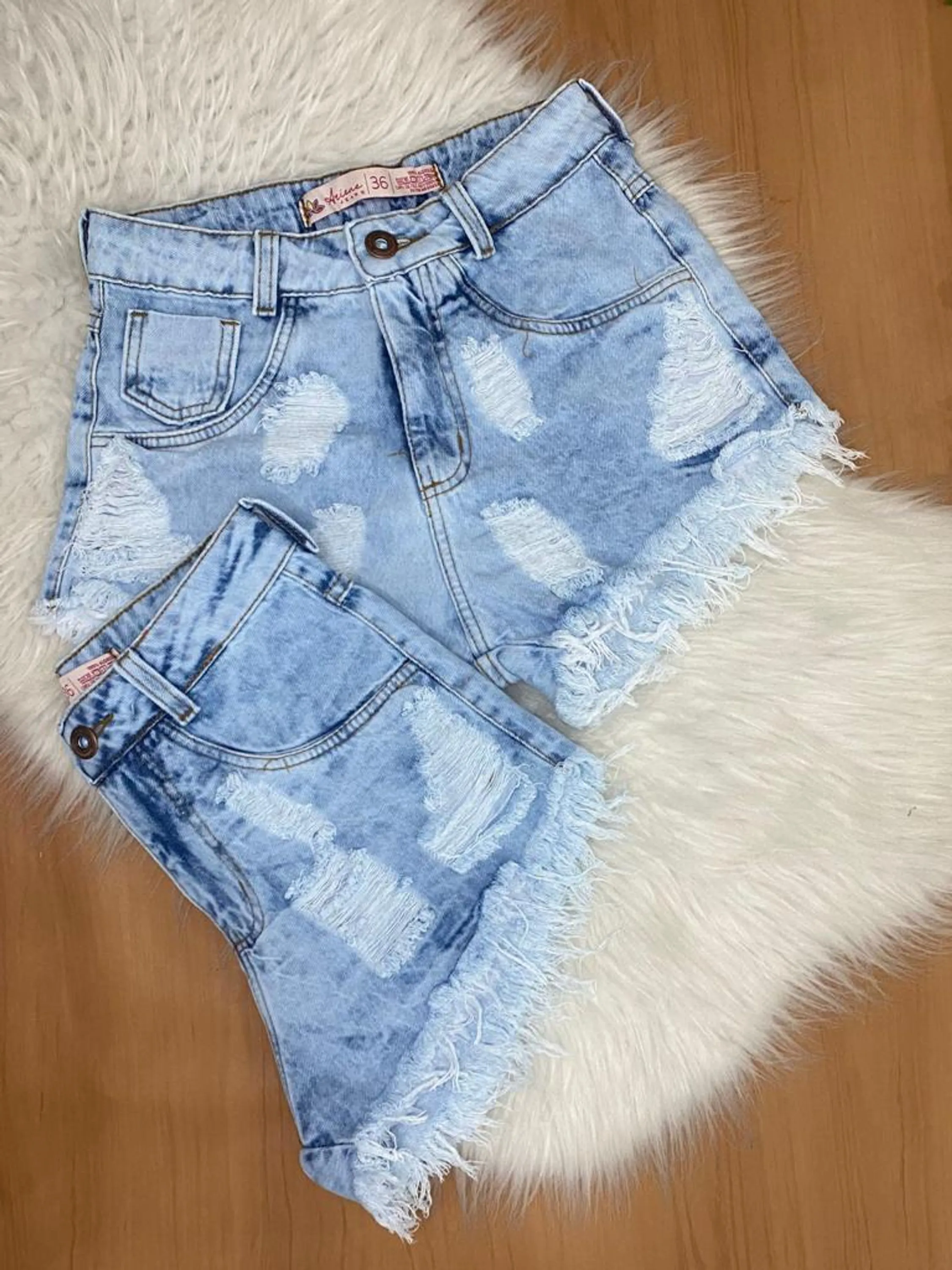 short jeans feminino lindinho 6dt