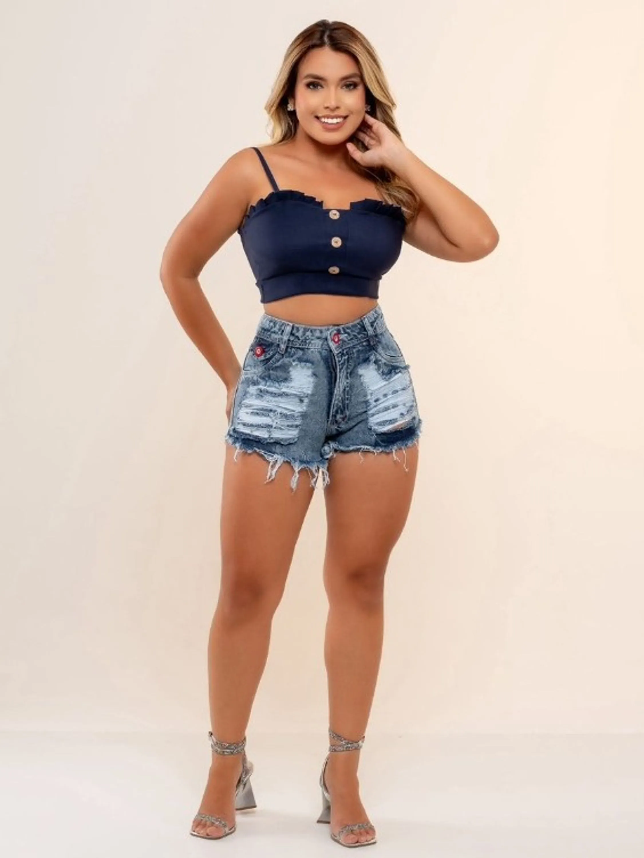 Short Jeans o COMBO de 5 Shorts Por 140,00