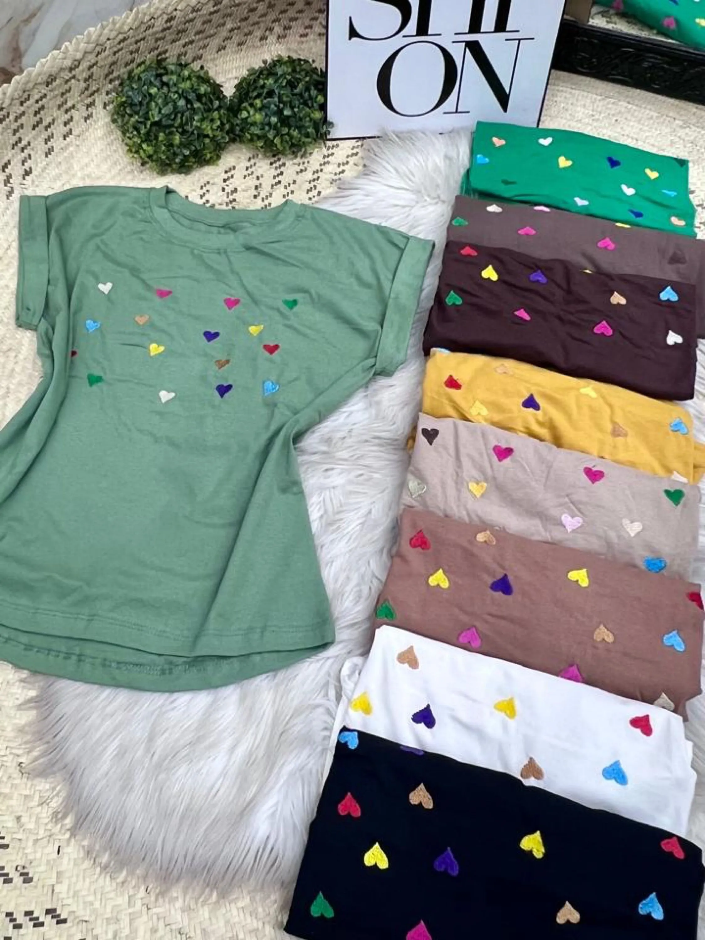 Blusa manga curta bordado