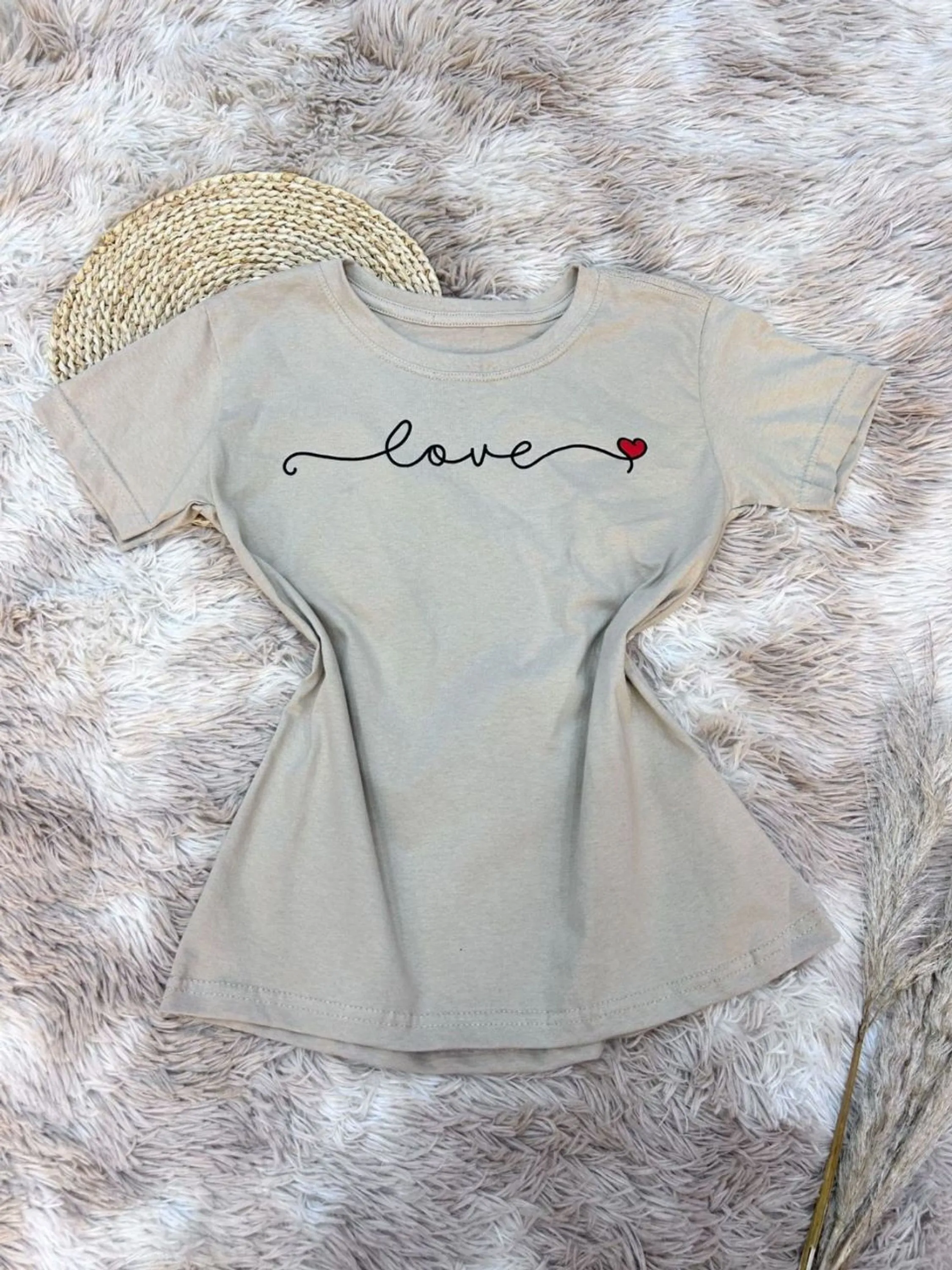 Camiseta T-Shirt Feminina Algodão Gola Careca simples LOVE