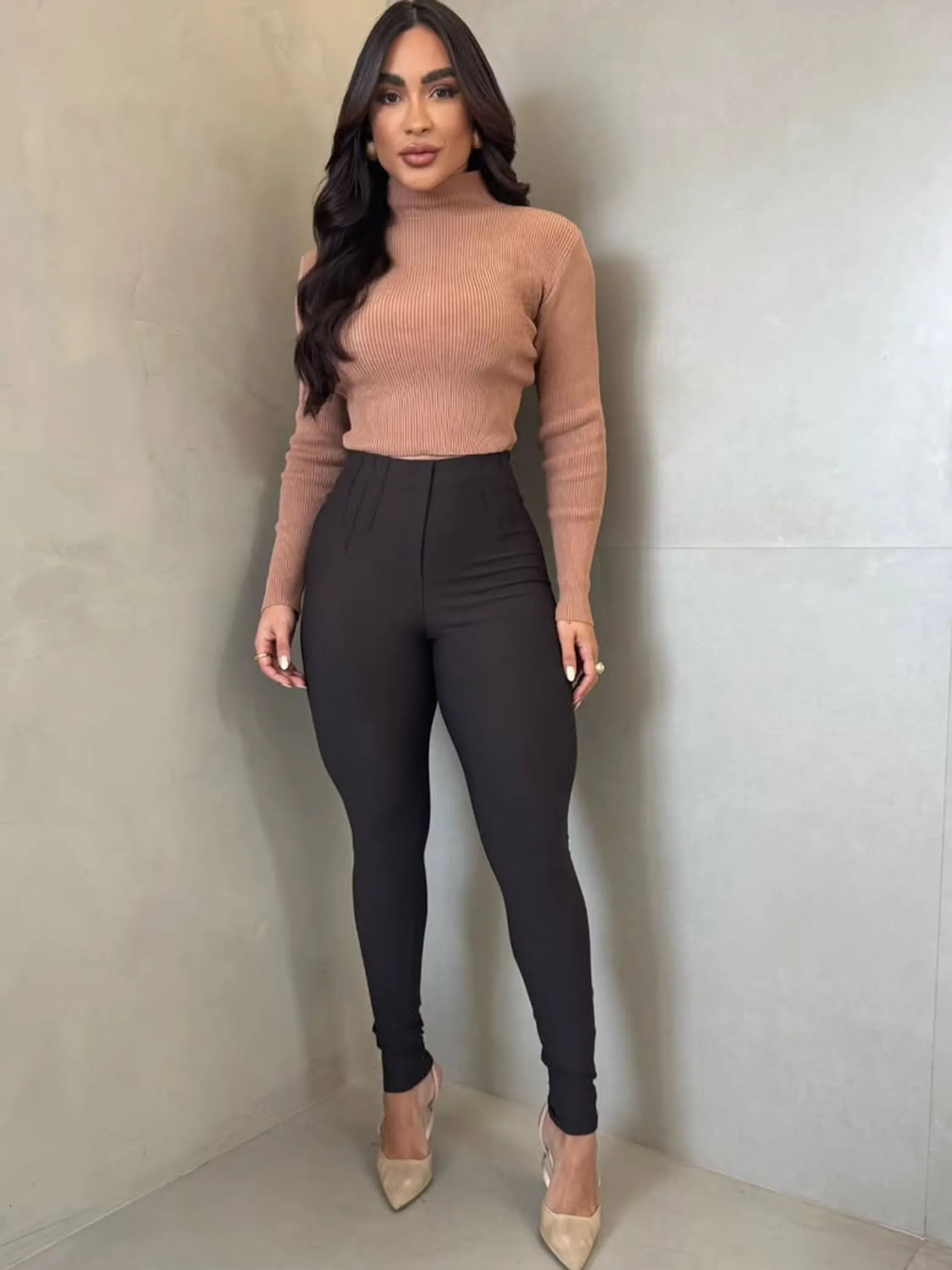 Calça skinny inspiração zar@
