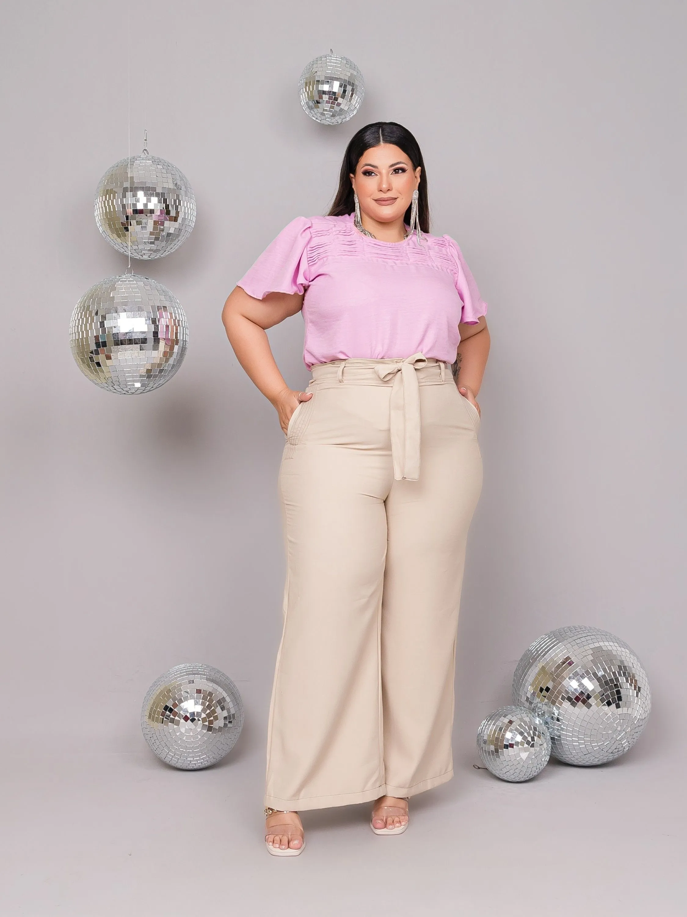 CALÇA PLUSSIZE FEMININA PESPONTADA SUPER ELEGANTE E CONFORTÁVEL CONFECCIONADA NA ALFAIATARIA MARANTE