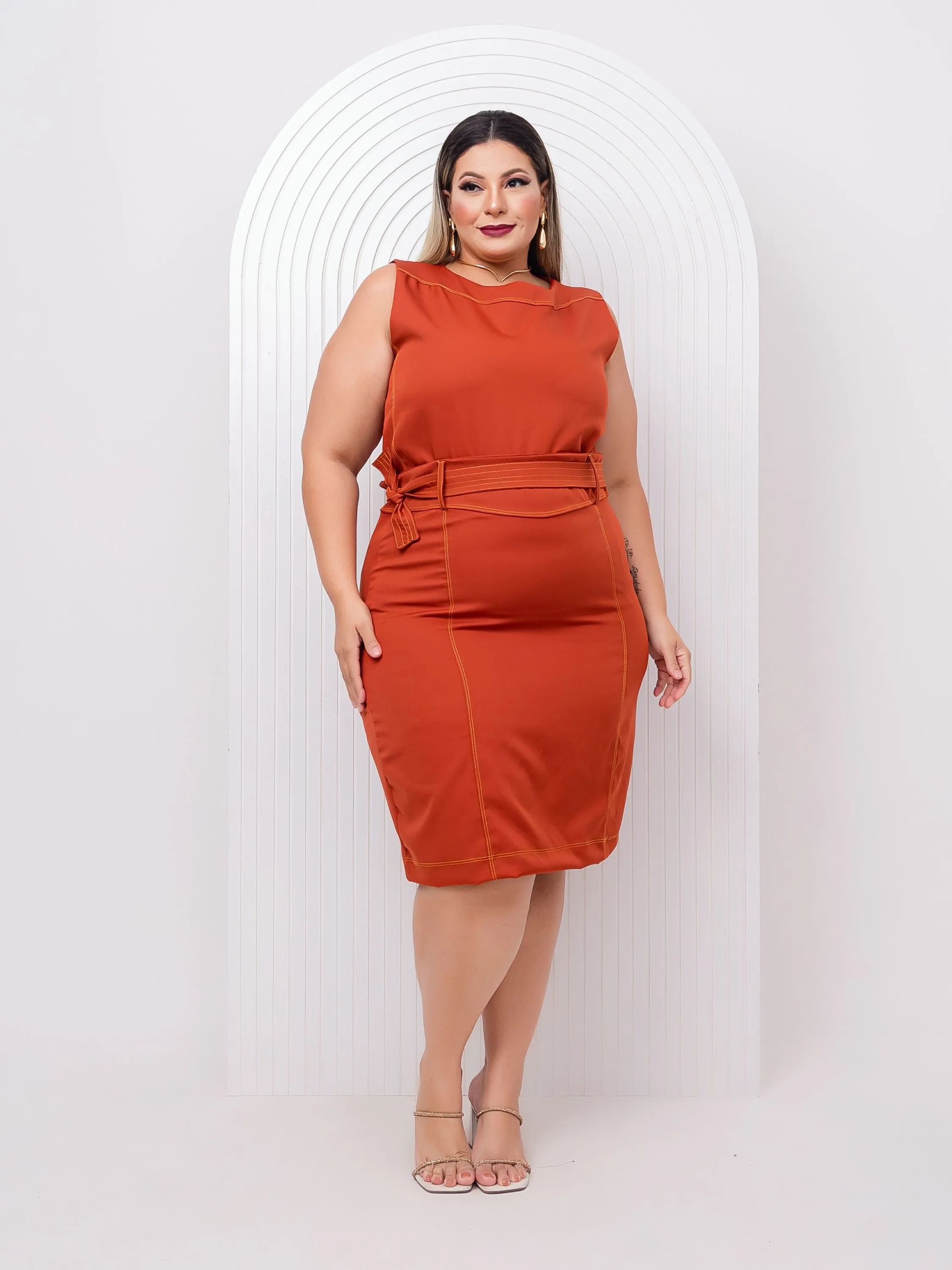 CONJUNTO DE SAIA ALFAIATARIA PLUS SIZE