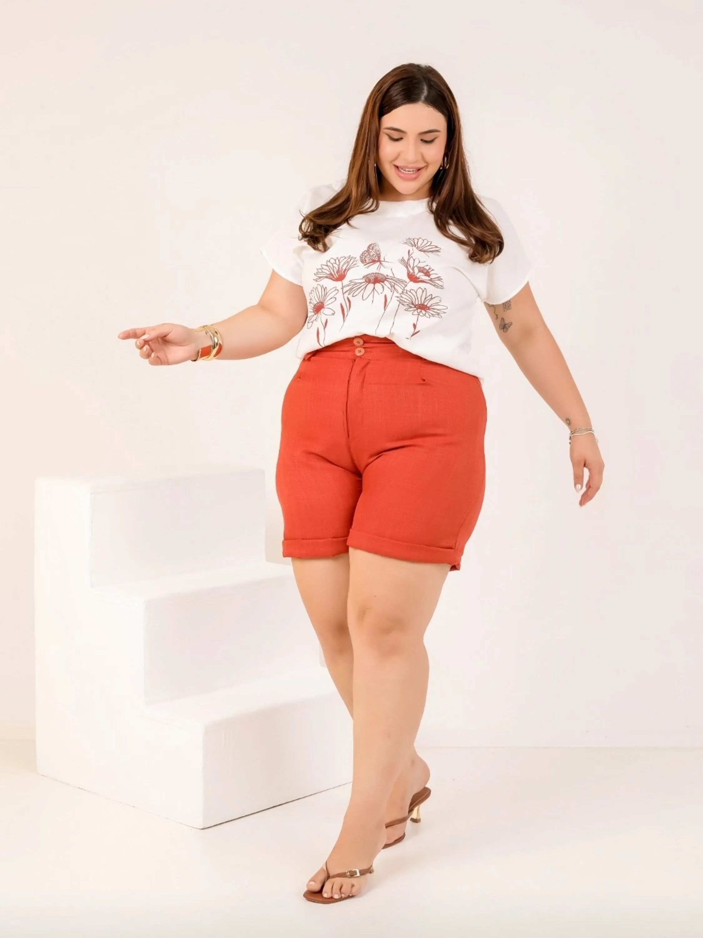 CONJUNTO DE SHORT PLUS SIZE COM ESTAMPA EXCLUSIVA