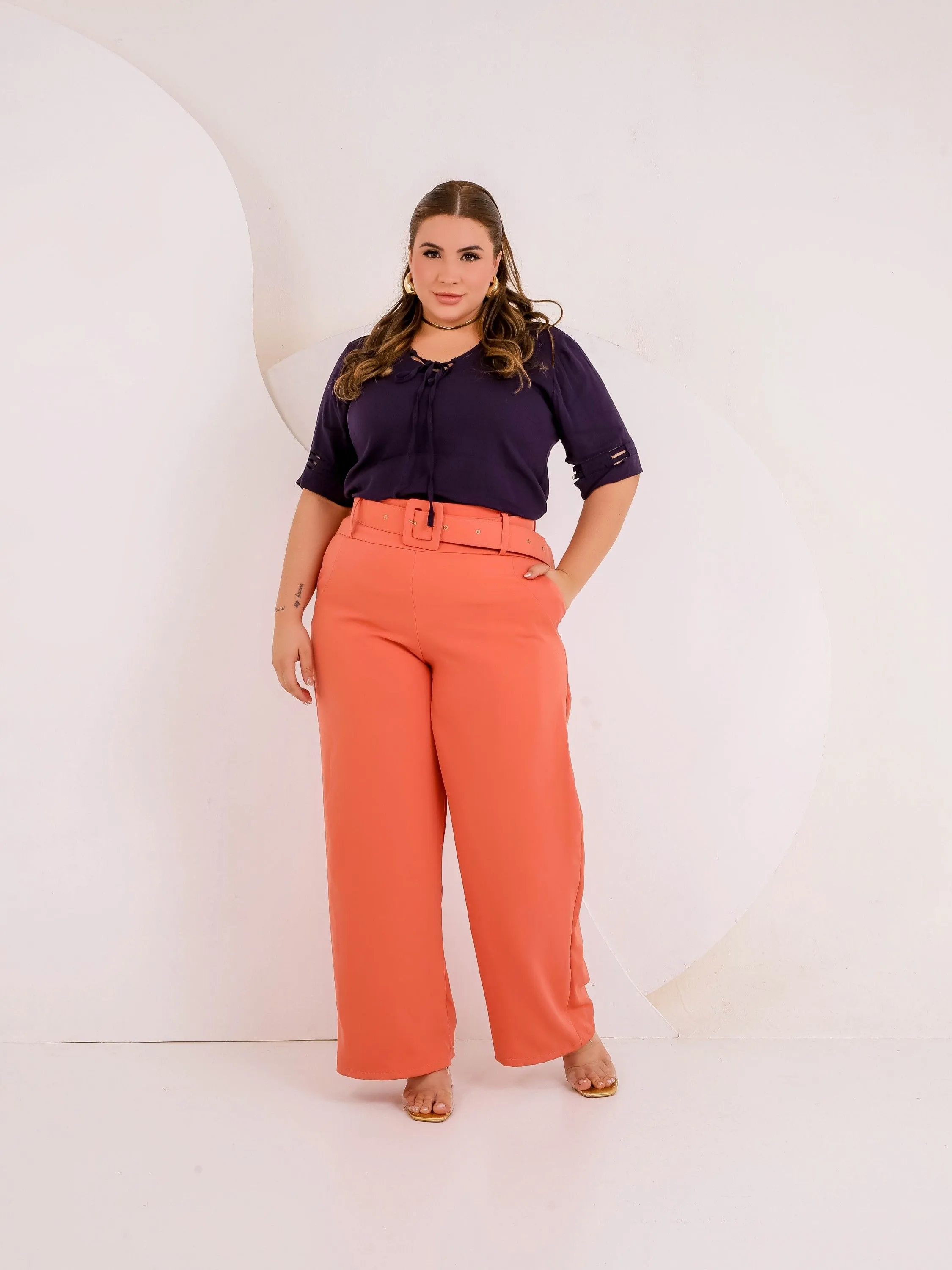 CONJUNTO DE CALÇA ALFAIATARIA PLUS SIZE