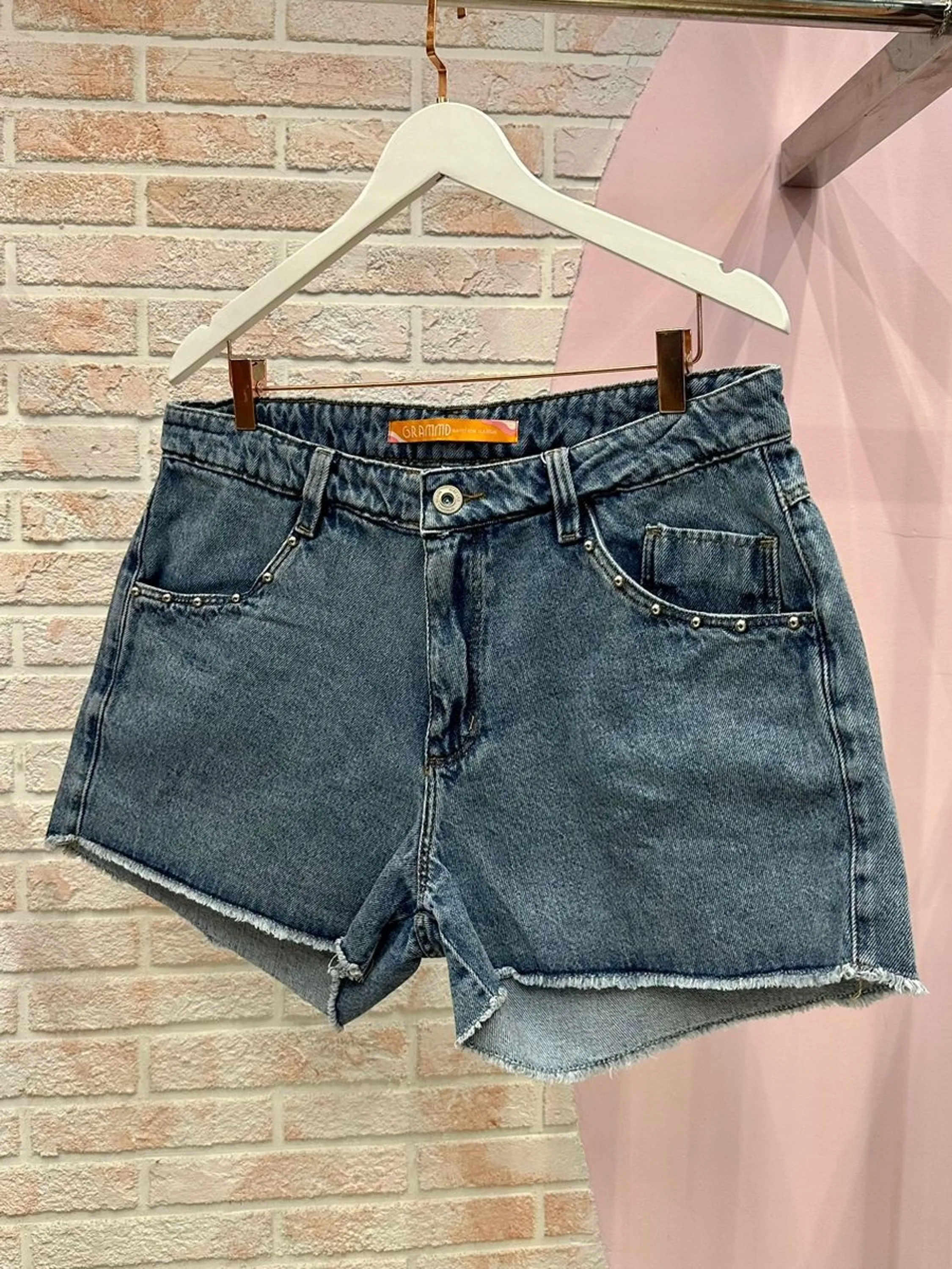 Short jeans plus Size com pedrarias REF 2343