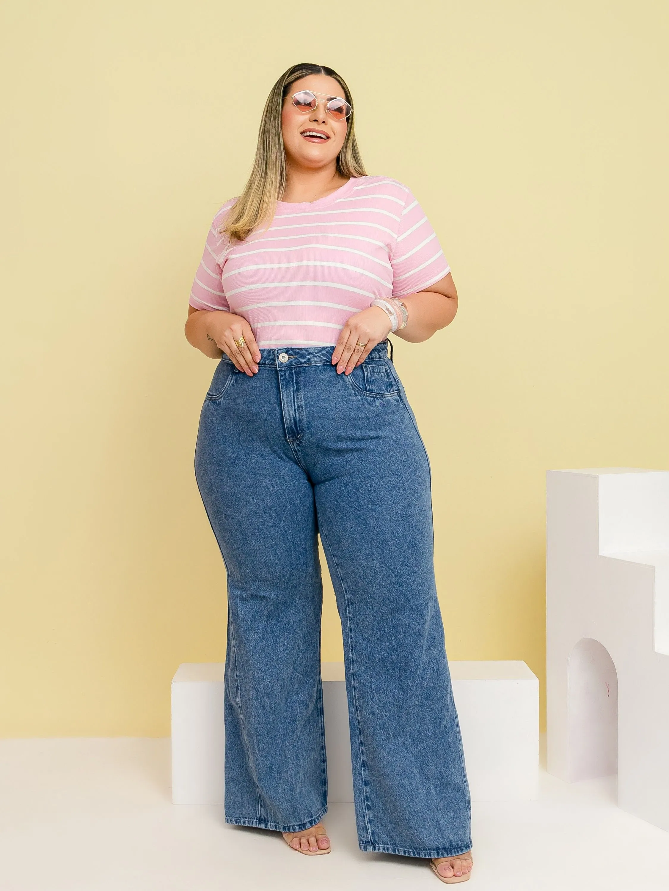 Calça Wide Leg jeans marmorizada Plus Size