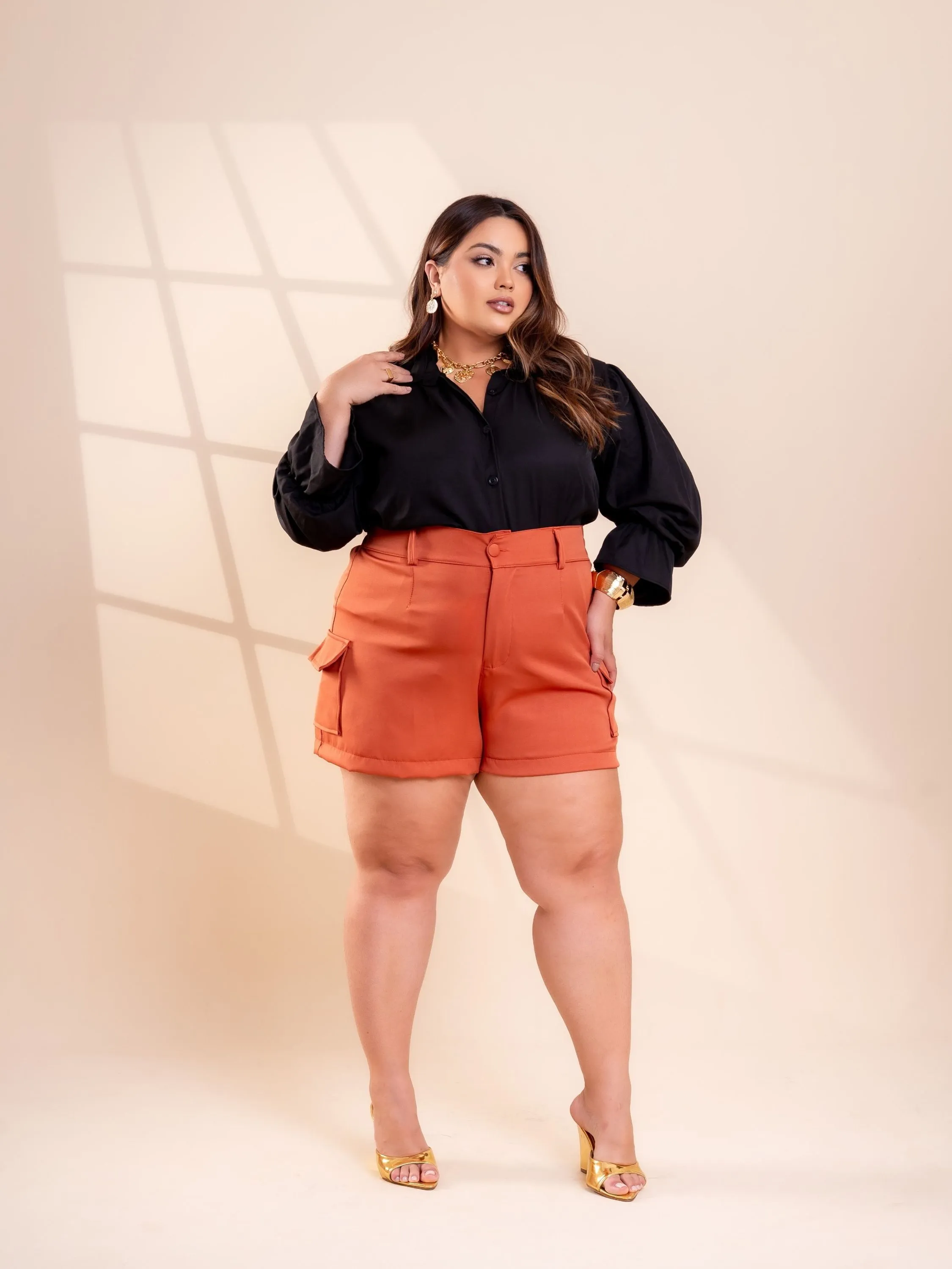 Short Cargo Alfaiataria Plus Size