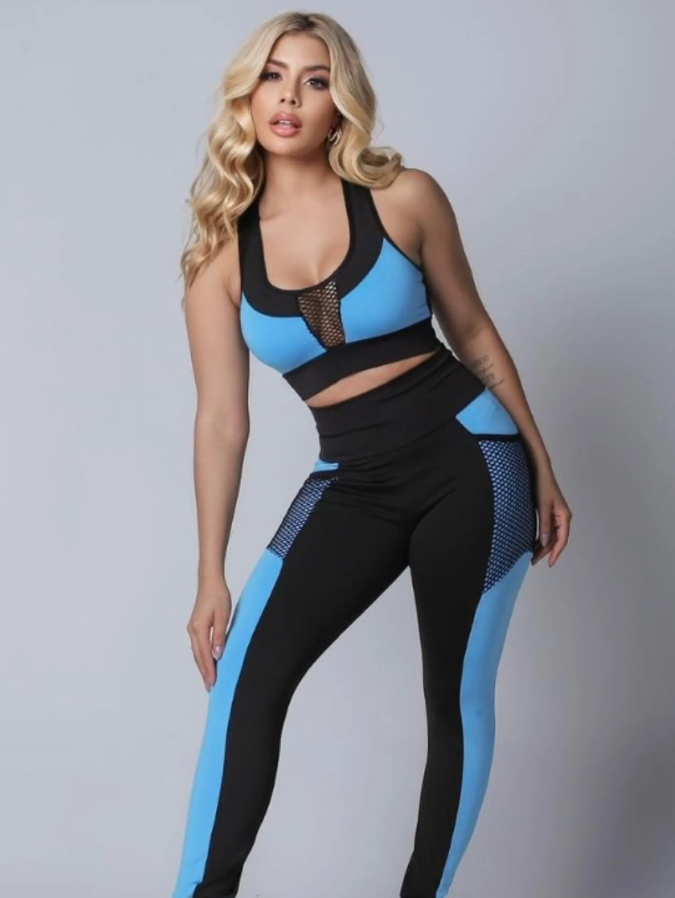 Conjunto feminino fitness de academia calça bolso e top no suplex premium