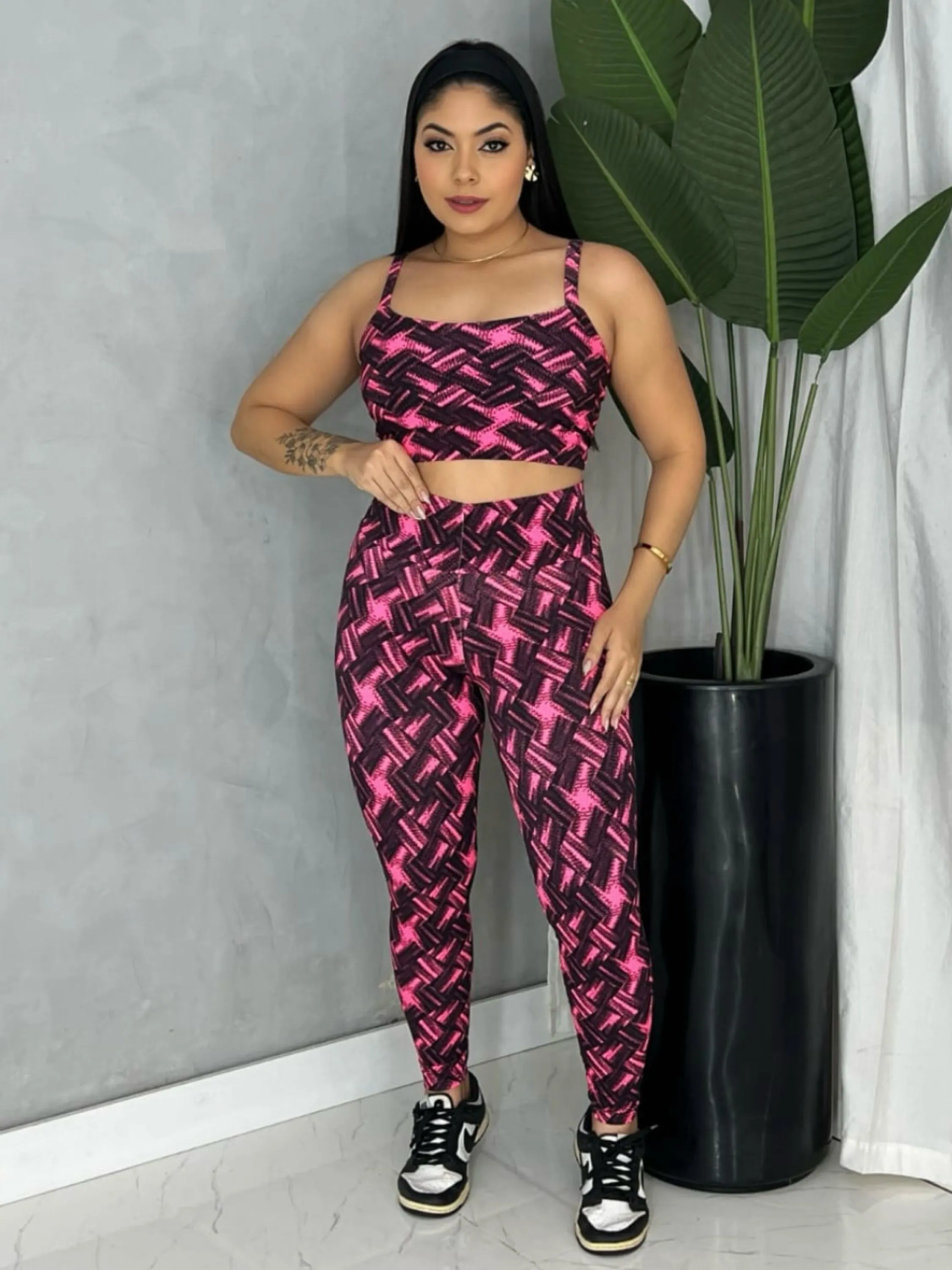 Conjunto feminino para treinar fitness estampado premium