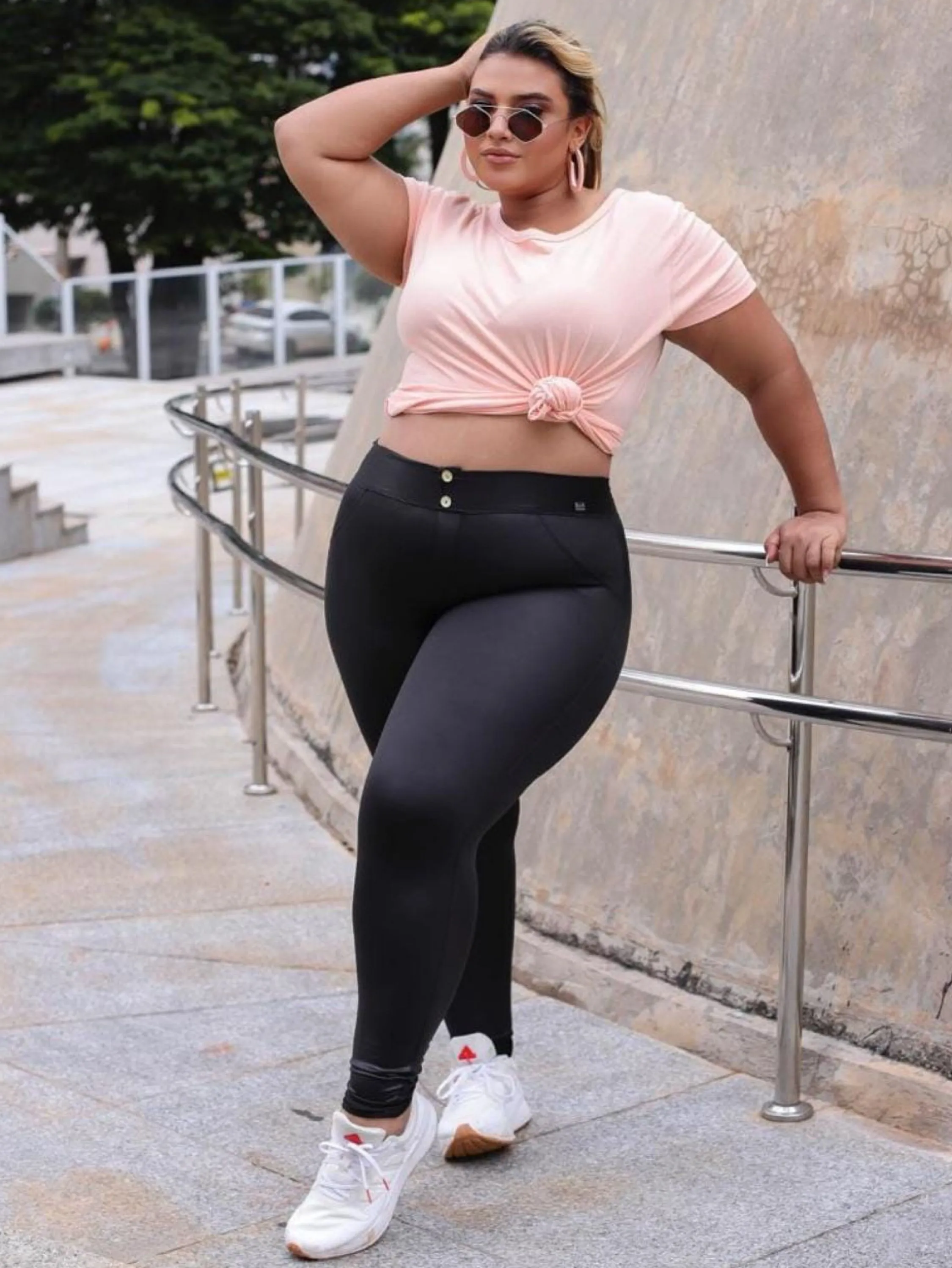 Calça feminina montaria disco plus size cintura alta premium