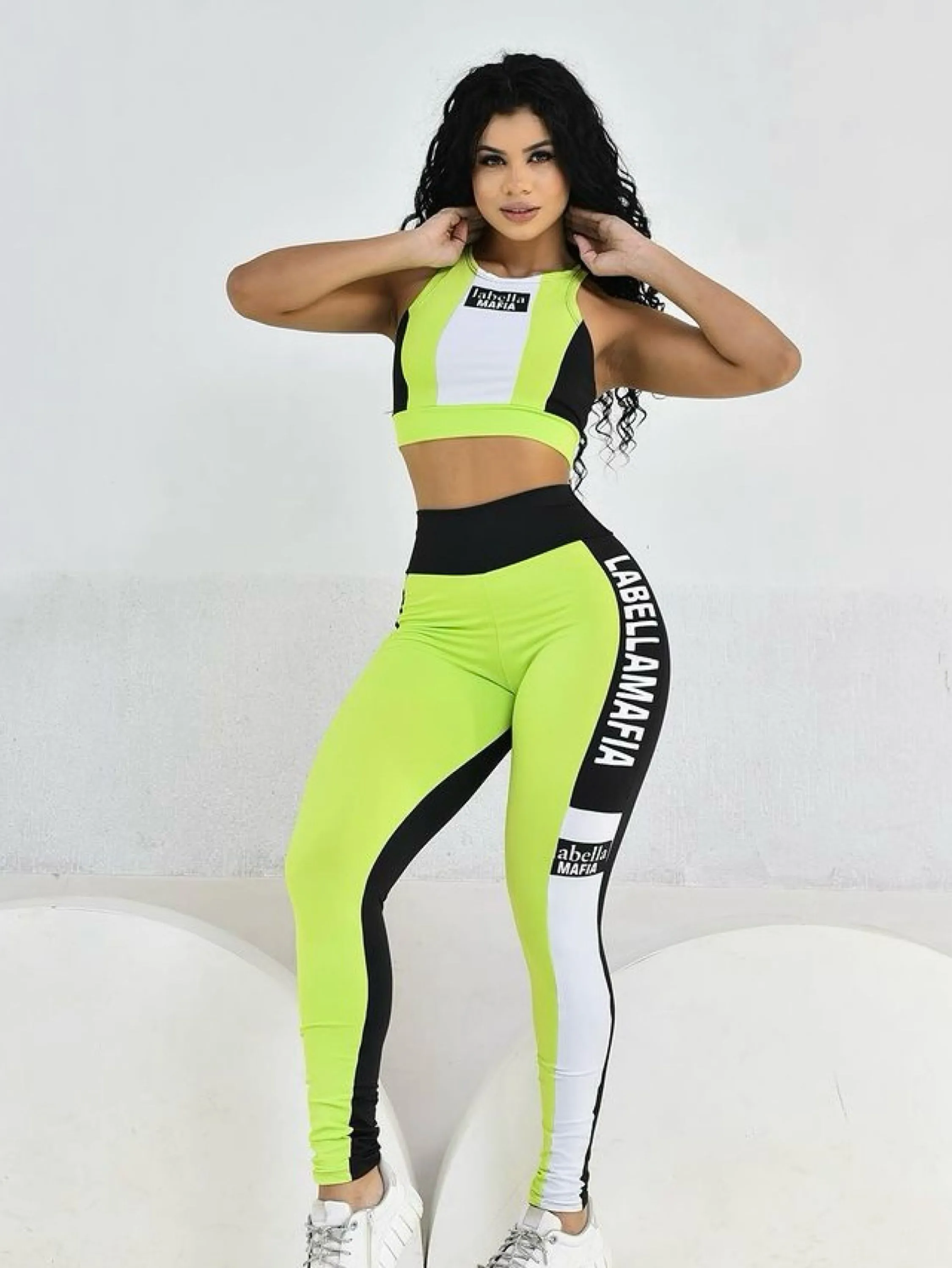 Conjunto feminino moda de academia fitness calça e top premium