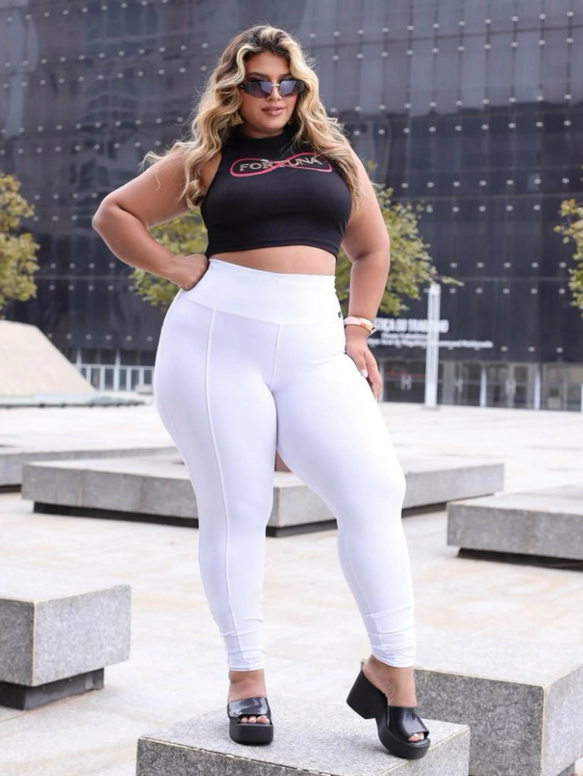 Calça feminin cós alto cor branca plus size fashion de alta qualidade