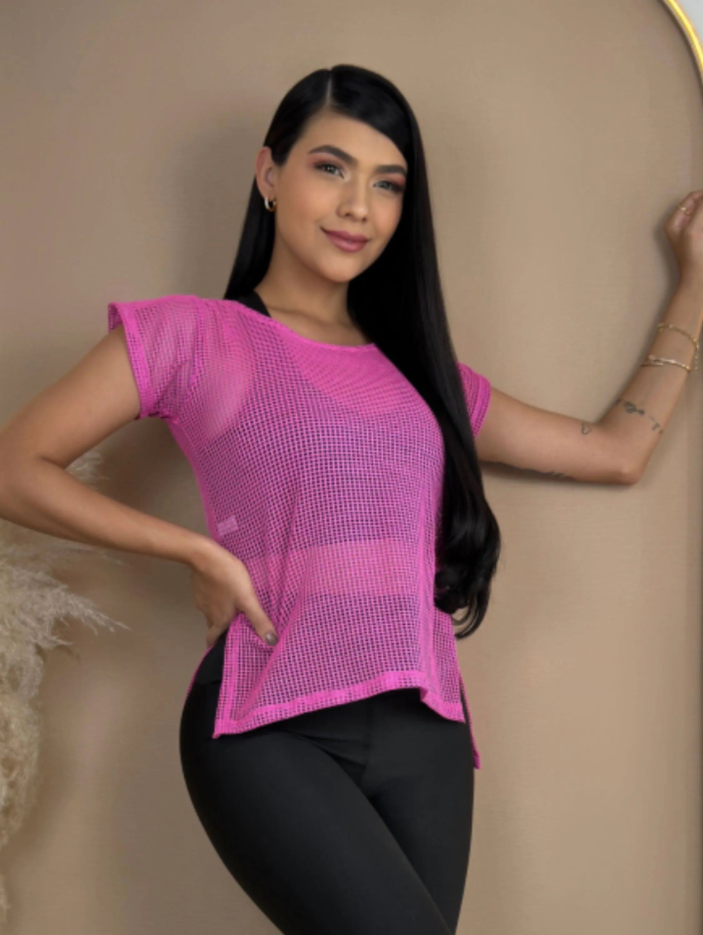 Blusa feminina manga curta telinha fitness tapa bumbum fashion