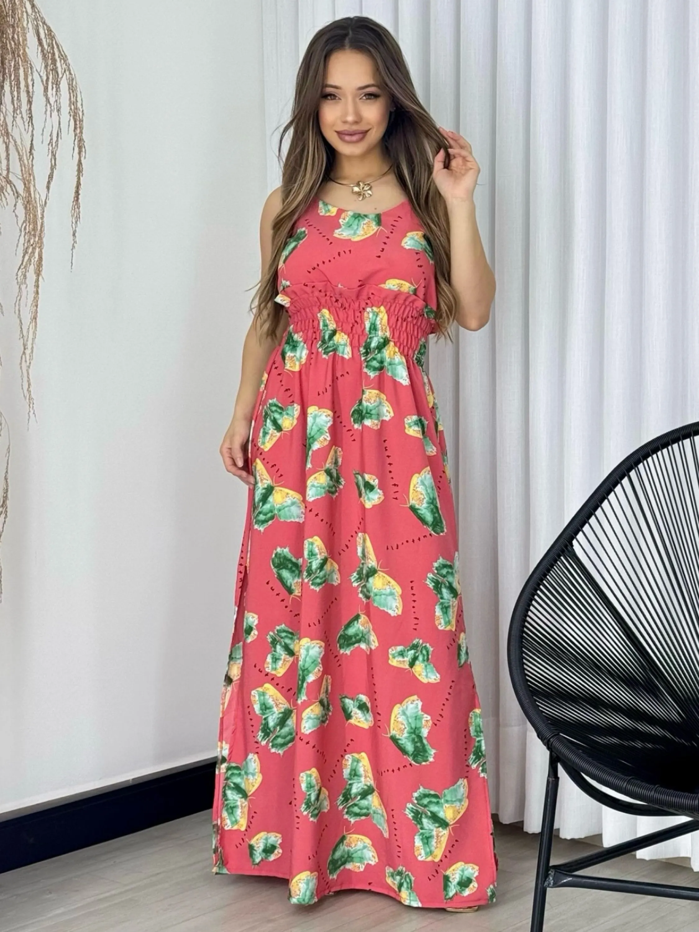 Vestido longo feminino alcinha com fenda estampado