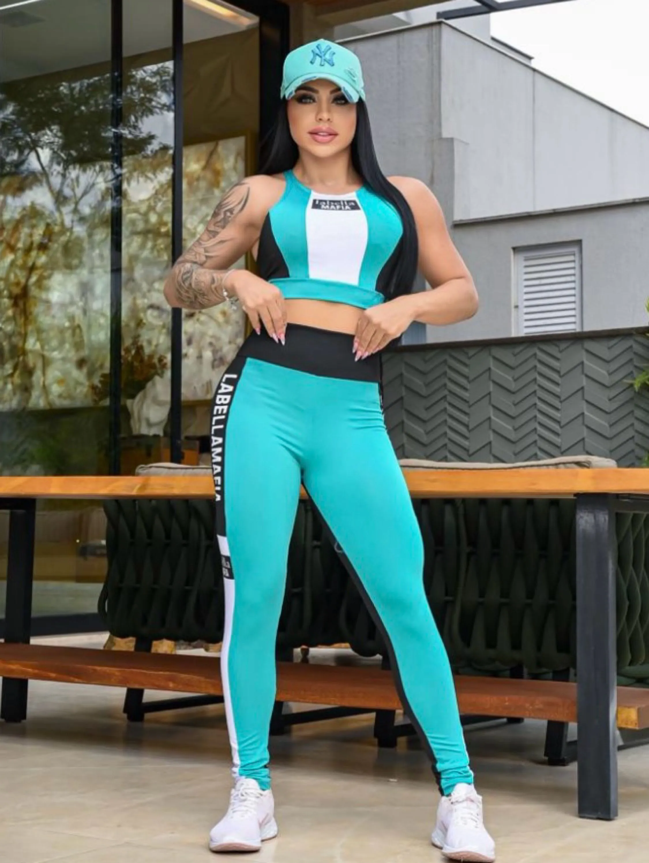 Conjunto feminino de academia calça e top moda fitness