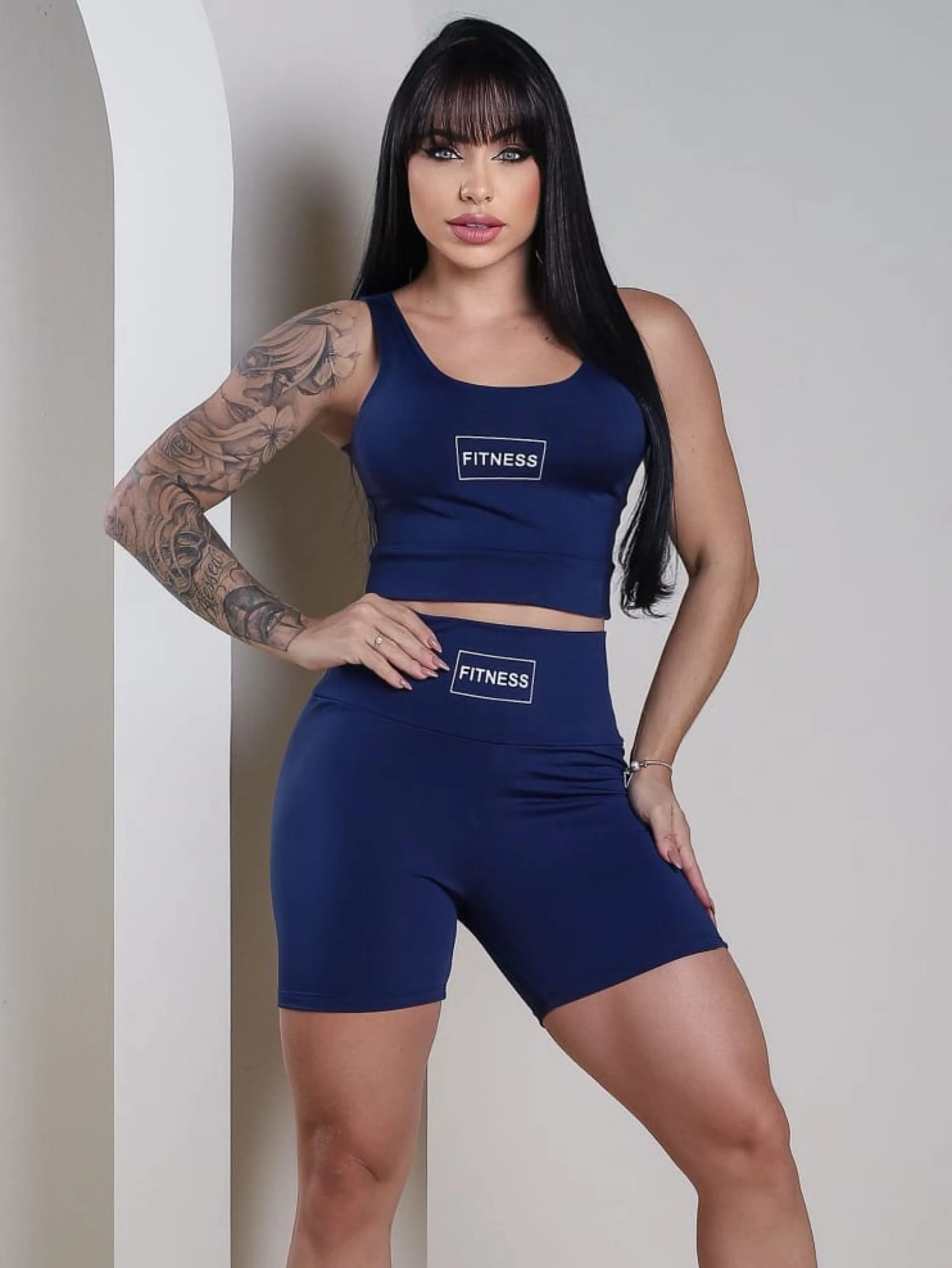 Conjunto fitness de academia short cintura alta e top