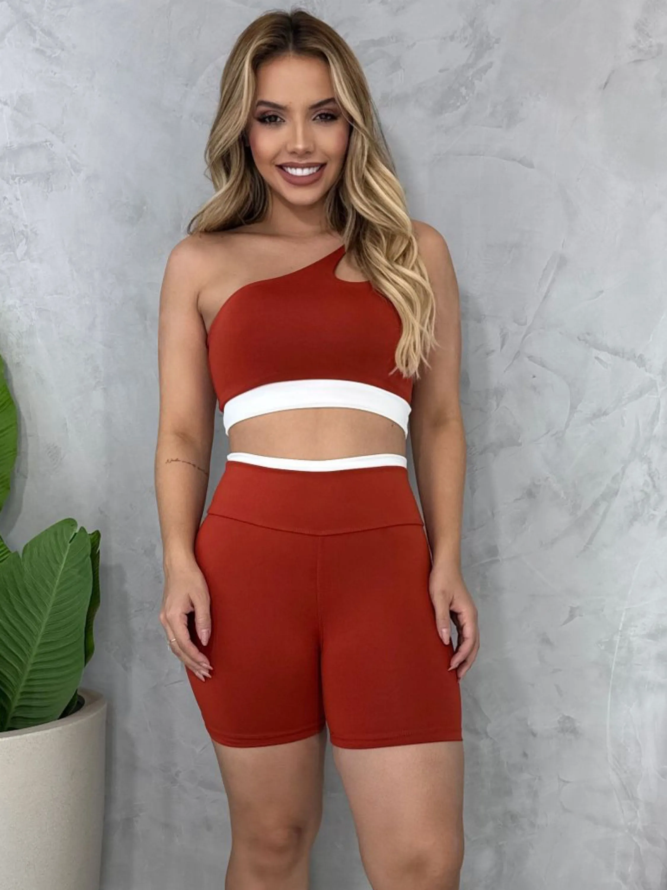 Conjunto fitness premium bicolor short e top luxo
