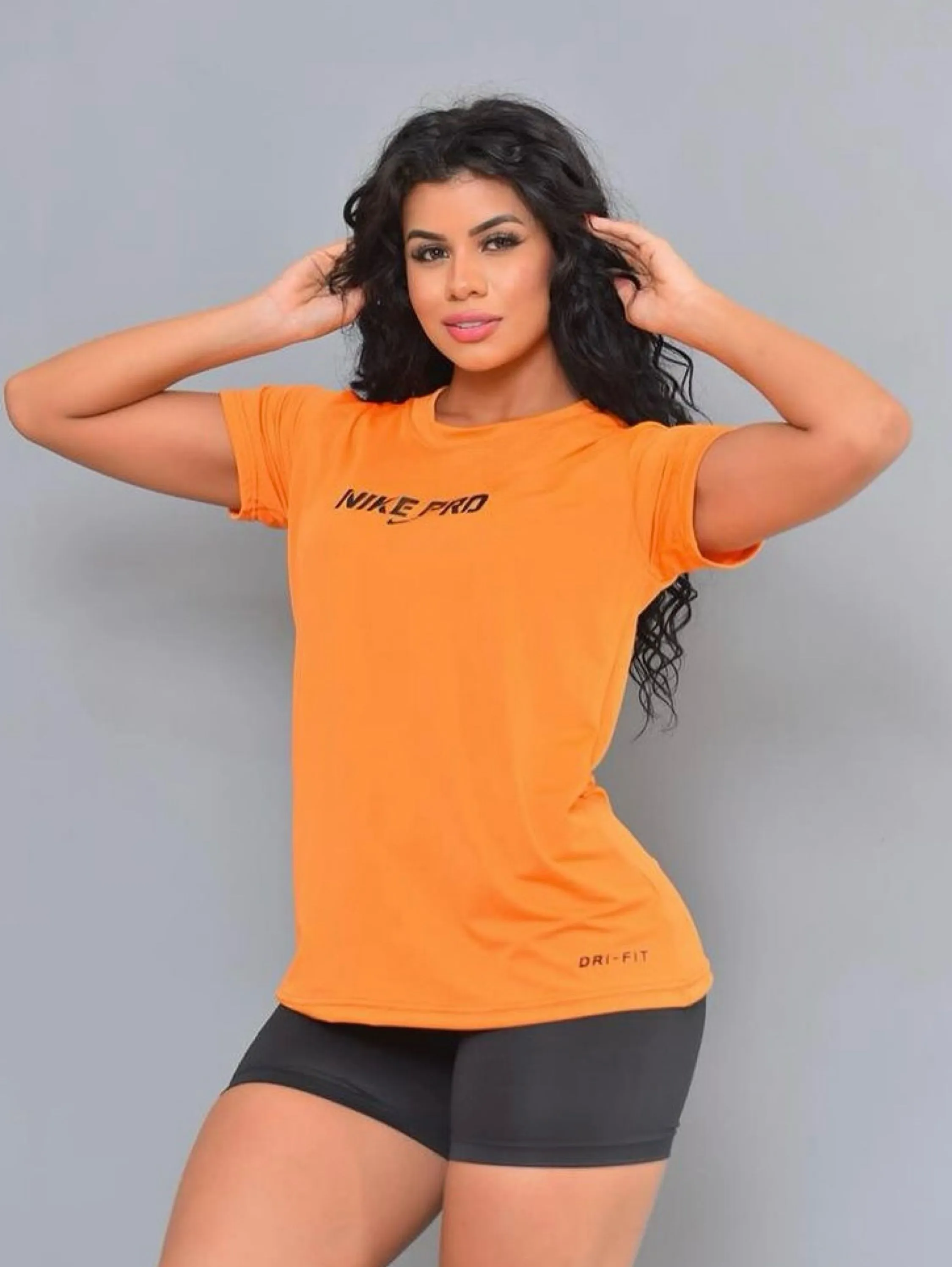 Blusa feminina moda fitness de academia premium no dryfit