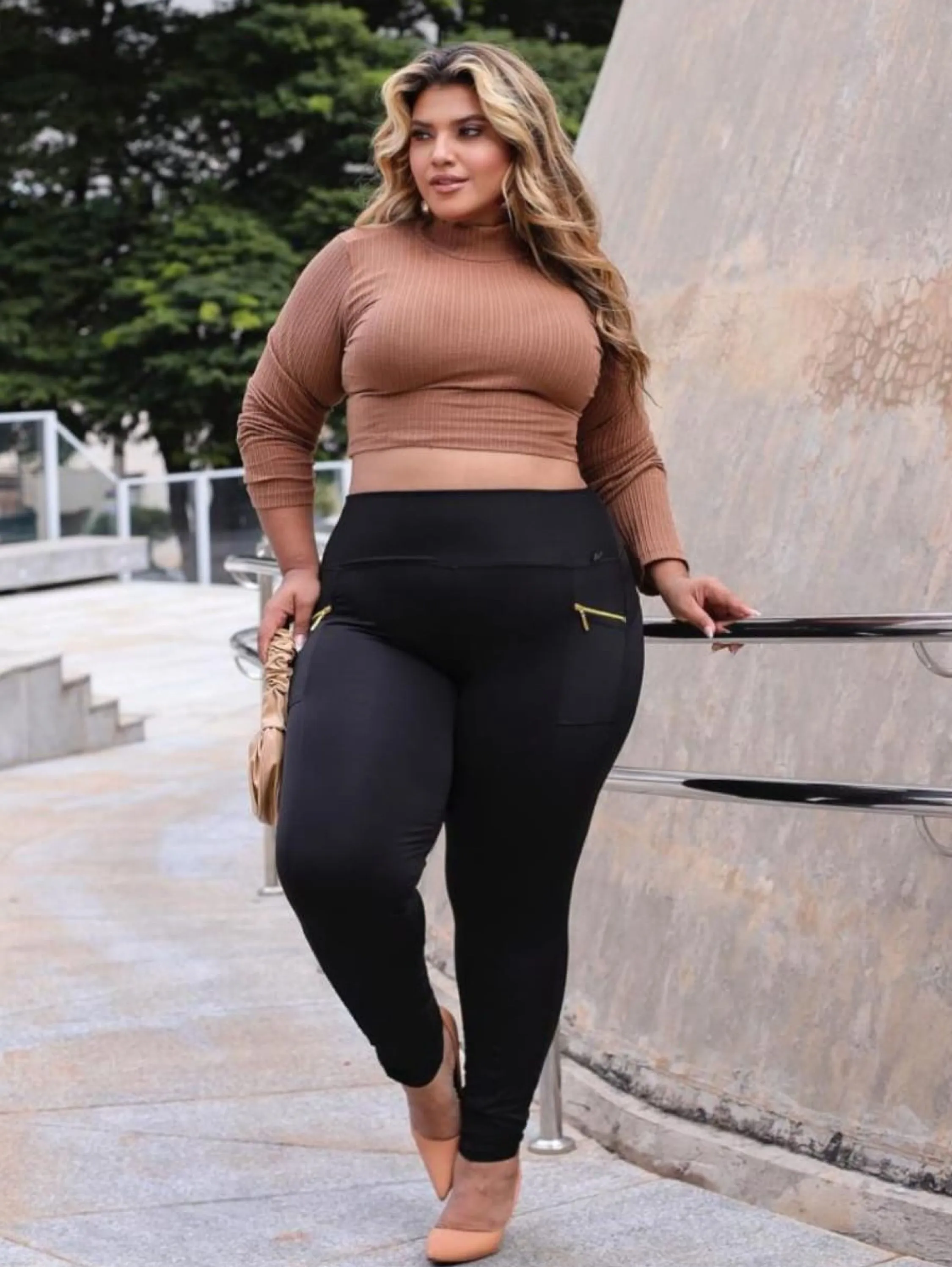 Calça montaria feminina com bolso zíper nas laterais de alta qualidade fashion