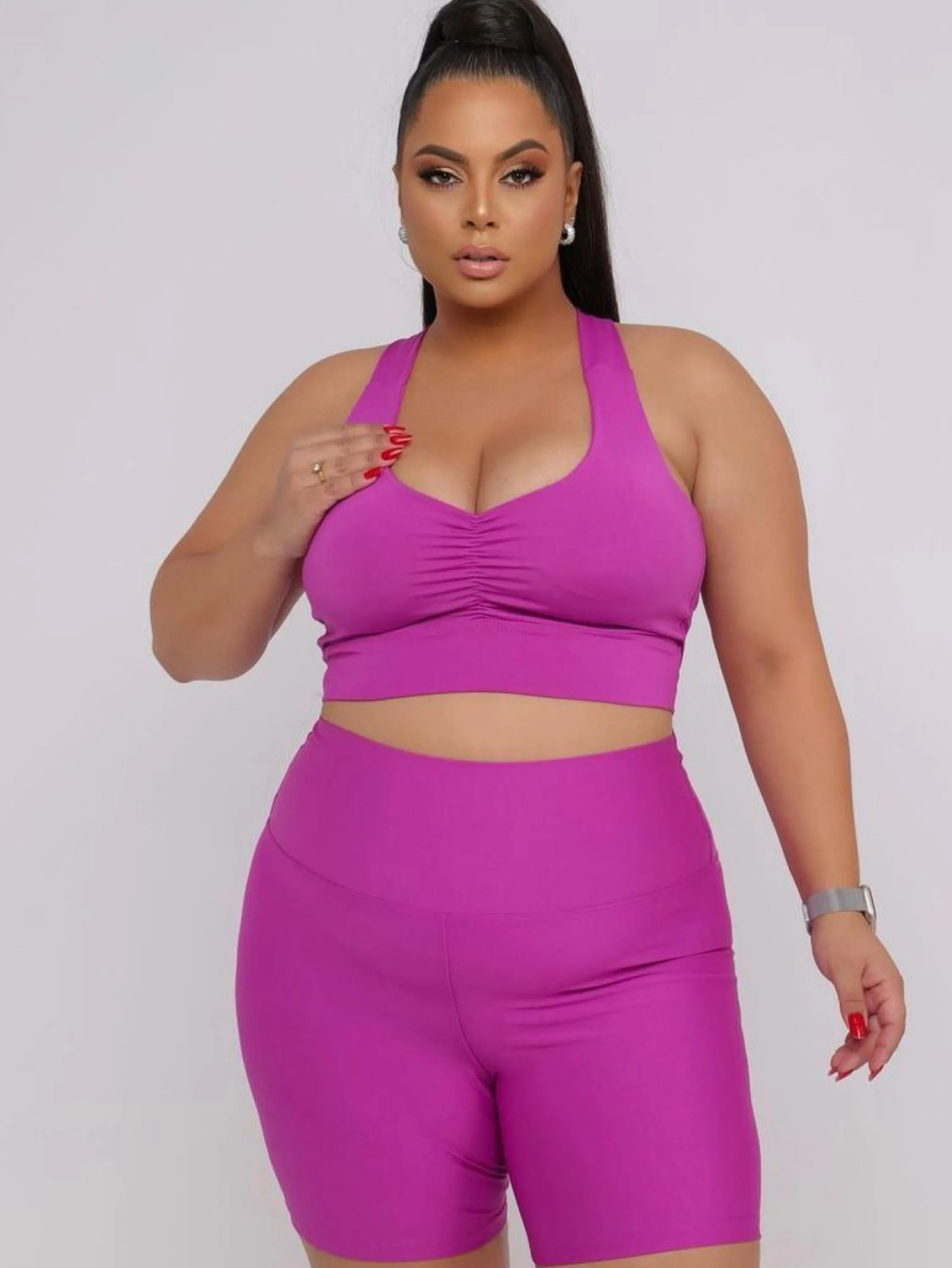 Conjunto fitness de academia plus size short cintura alta e top com bojo removível fashion