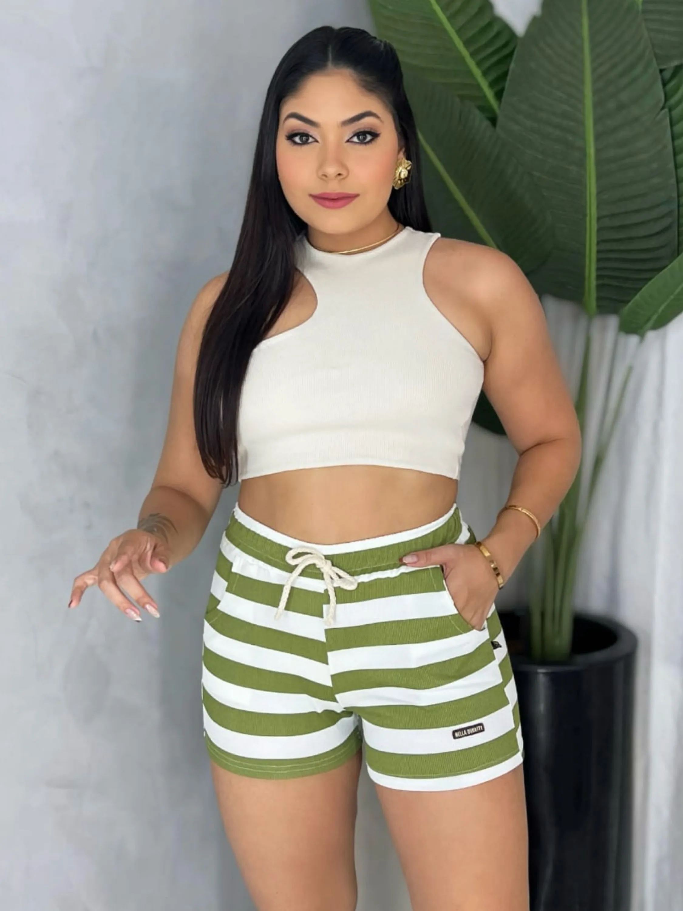 Short feminino modinha canelado social premium