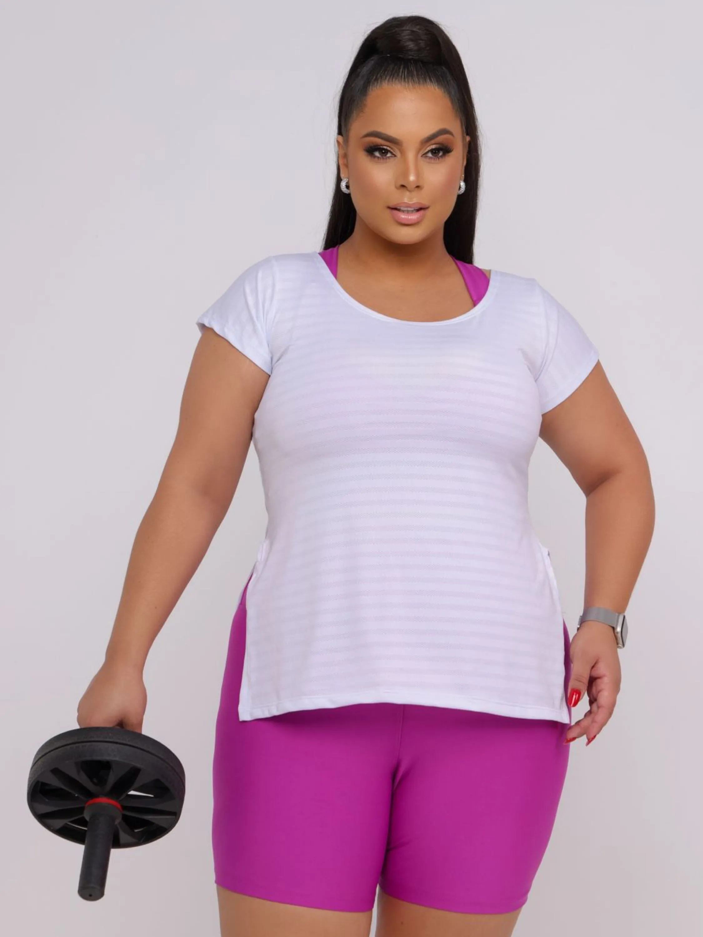 Blusa feminina manga curta tapa bumbum para malhar fitness de qualidade