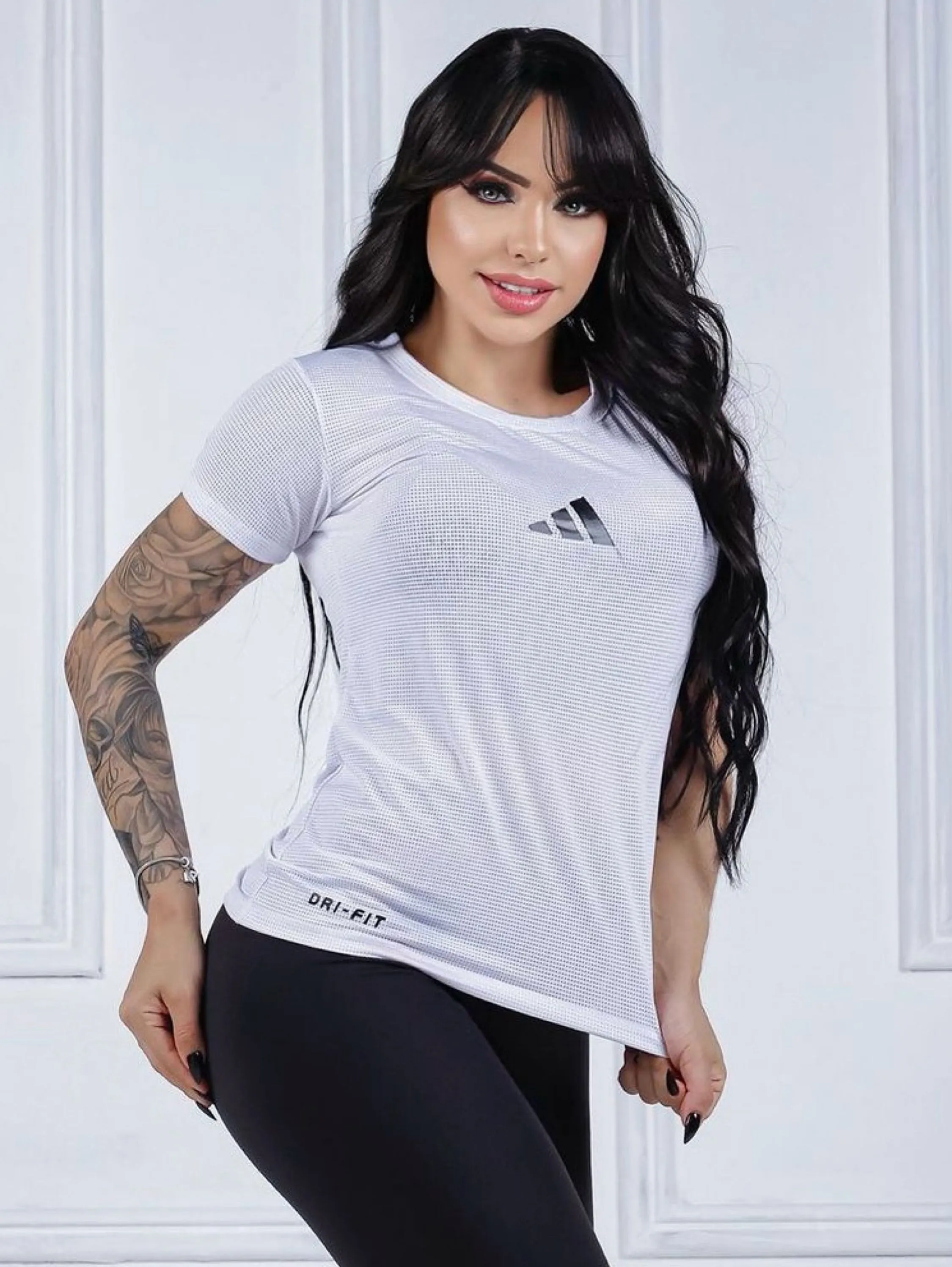 Blusa manga curta feminina dryfit para treinar moda fitness