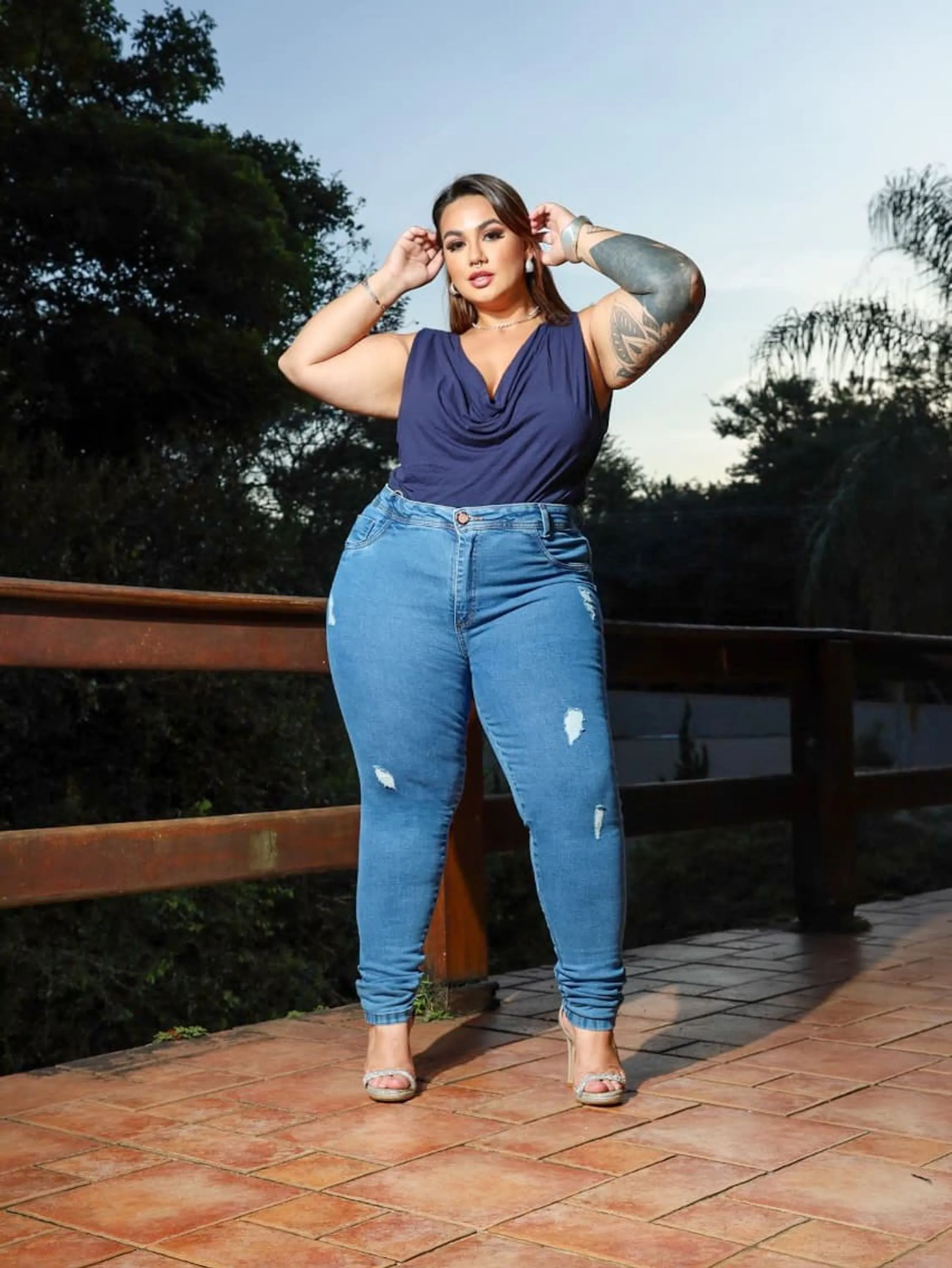 Calça Jeans Feminina Plus Size