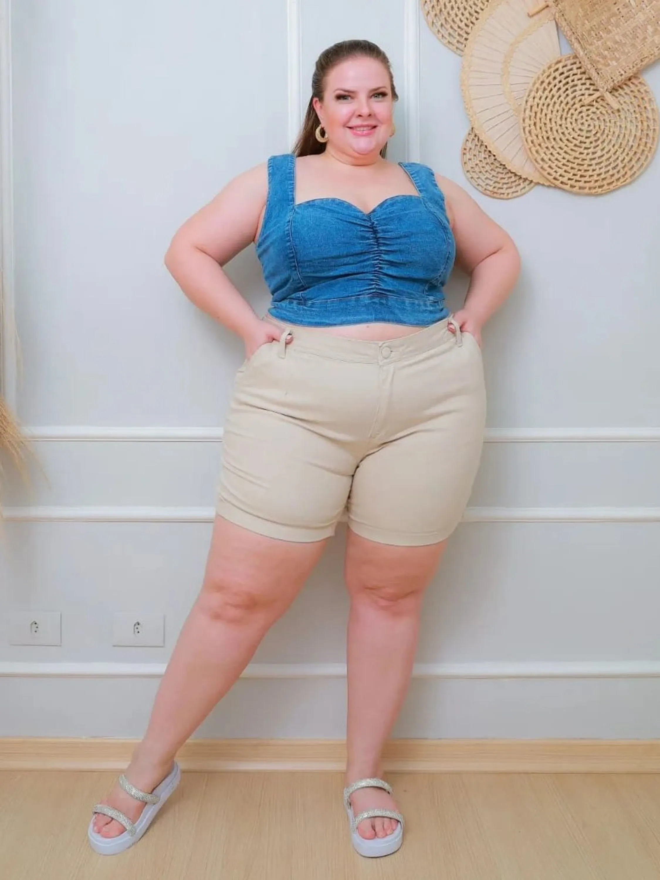 Short Plus Size meia coxa