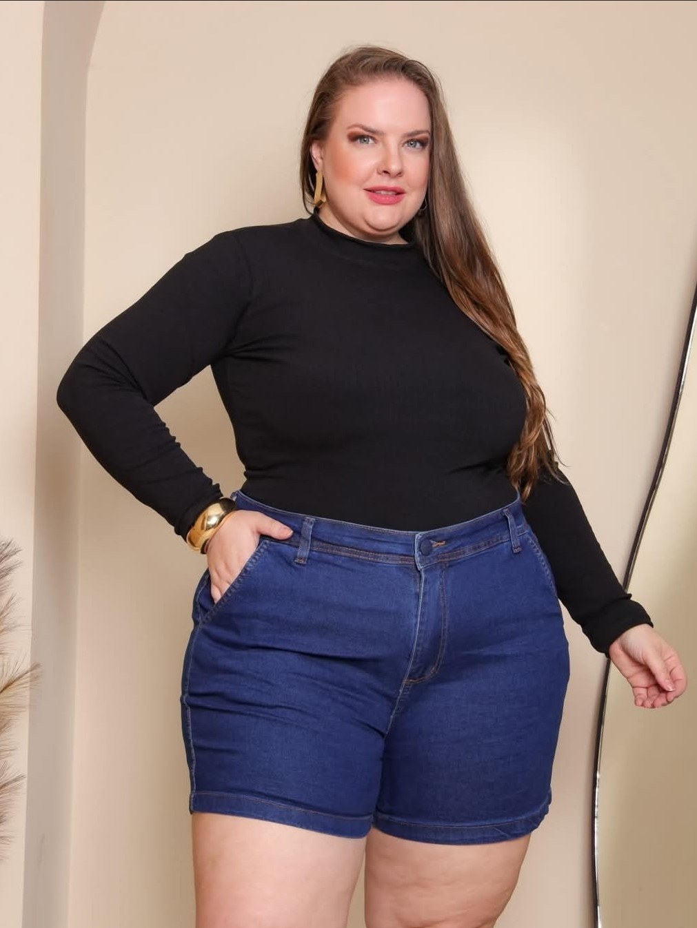 Shorts Jeans Feminino Plussize Bolso Faca Lycra