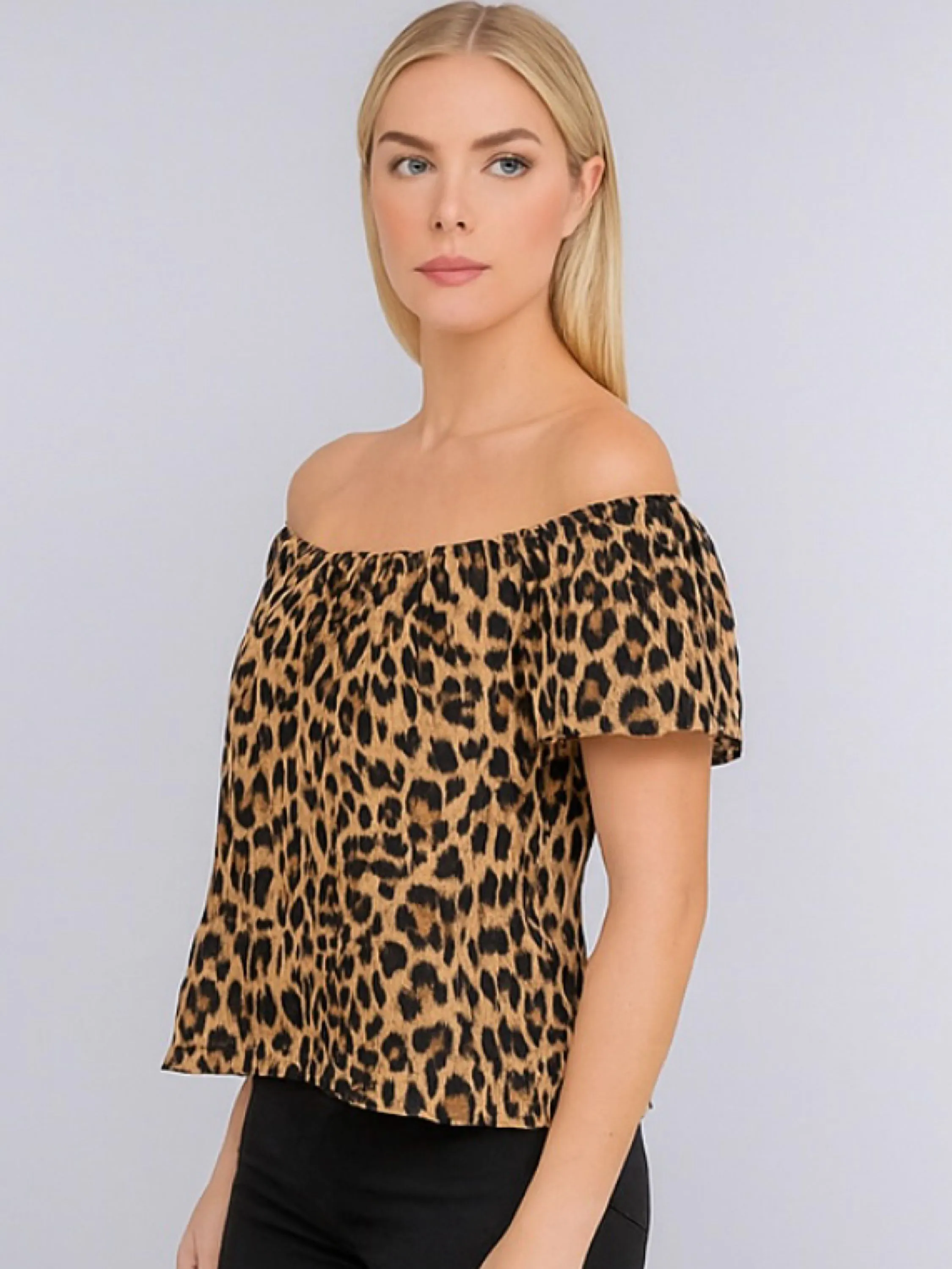Blusa Ciganinha Viscolinho manga curta com botão
